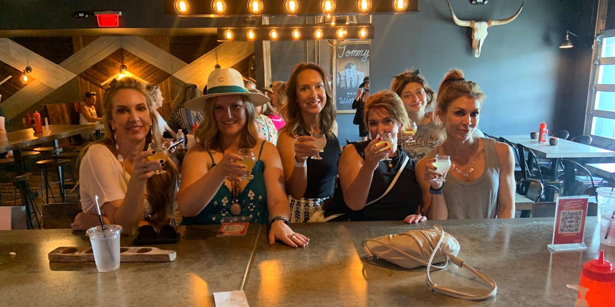 Nashville Sip n' Shop Walking Tour - Image 2