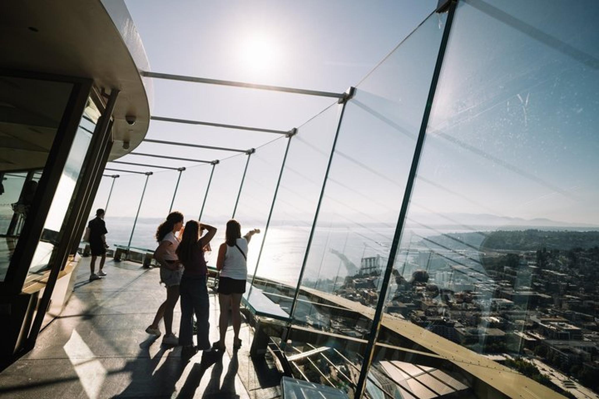 Seattle Major Attractions Small Group Tour - Image 1