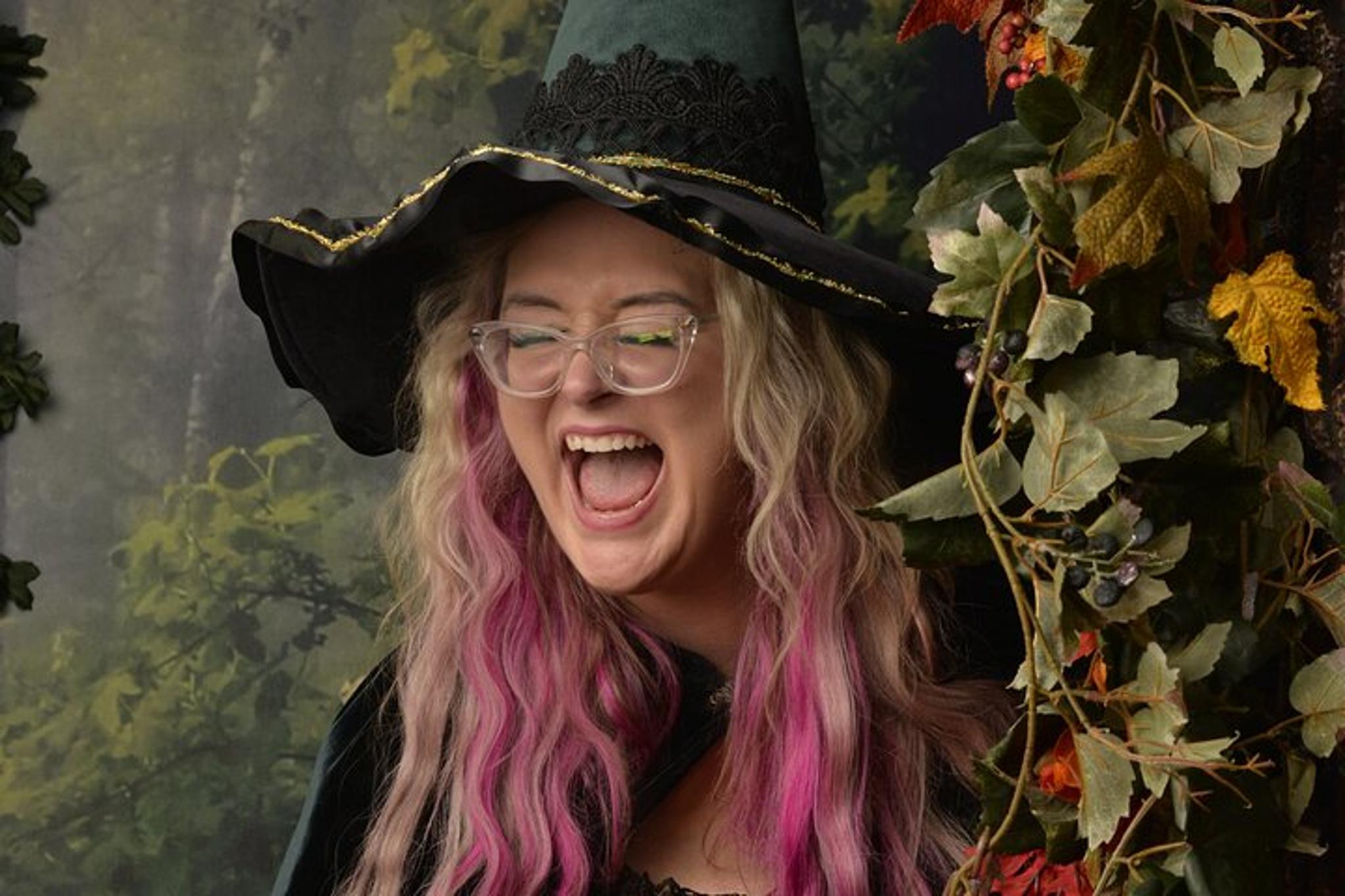 Salem Witch Costume Photo Shoot - Image 4