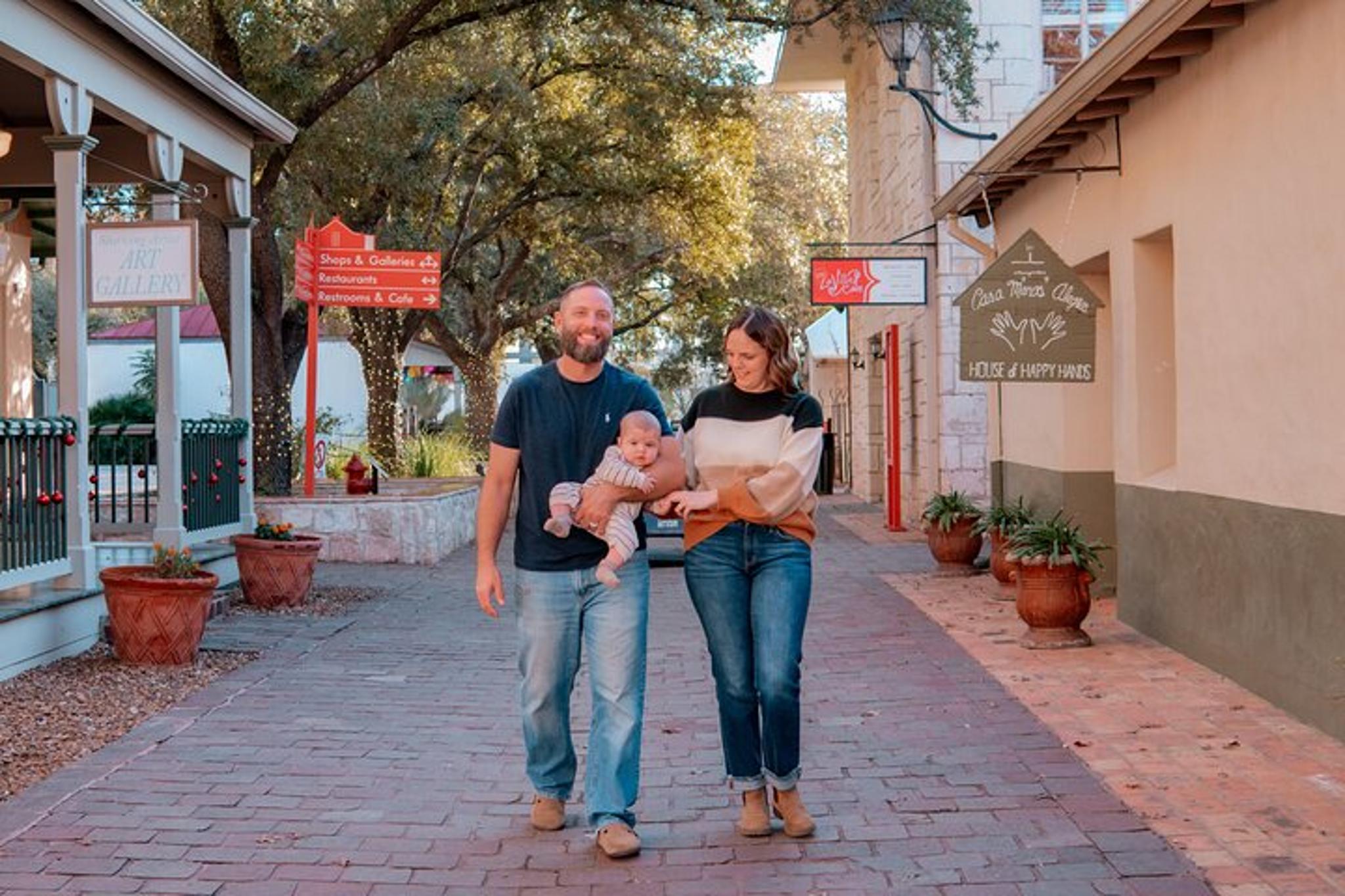 San Antonio Vacation Photoshoot - Image 3