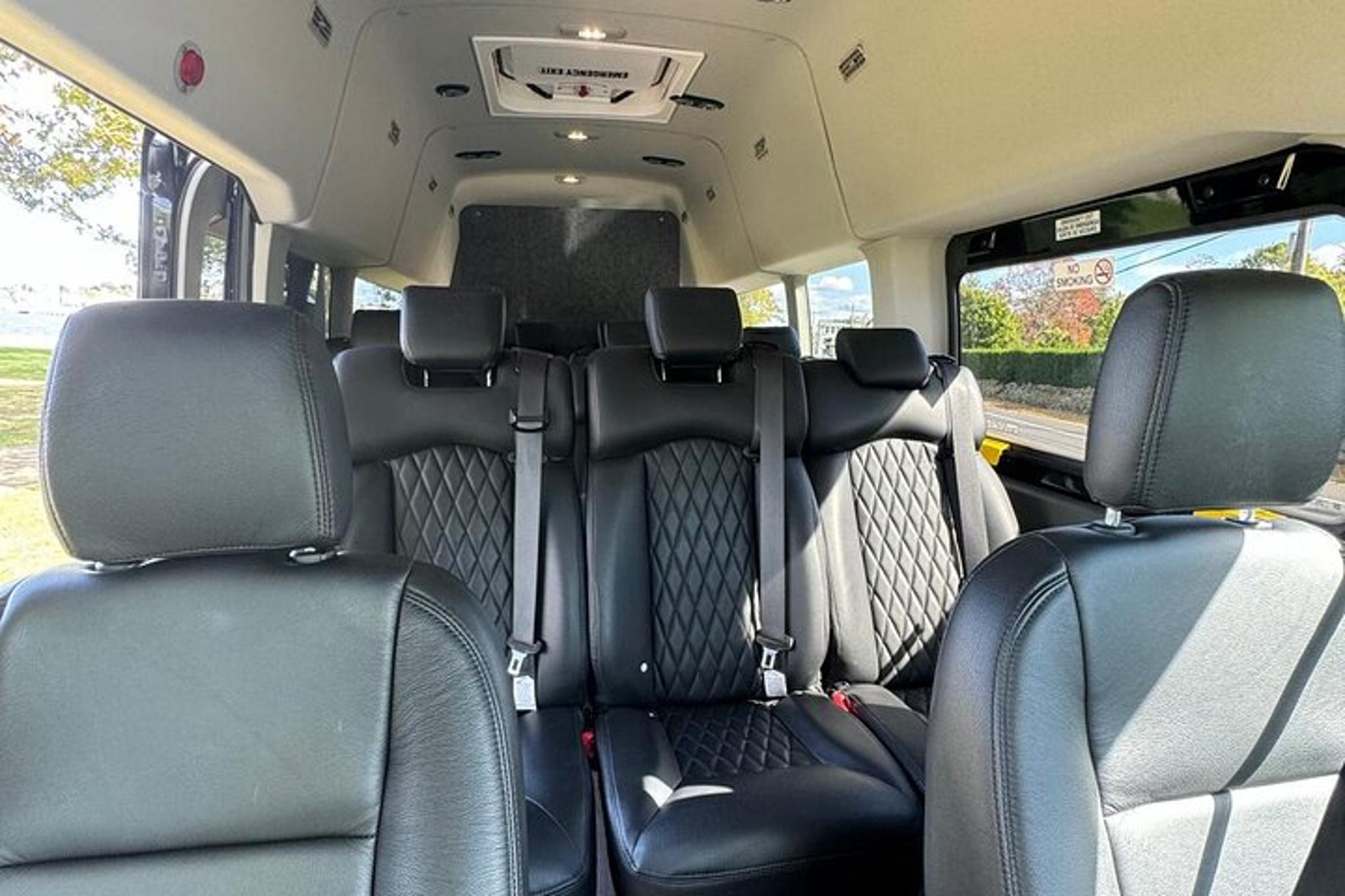 Newport Van Tour with Breakers Admission 3 hr - Image 5