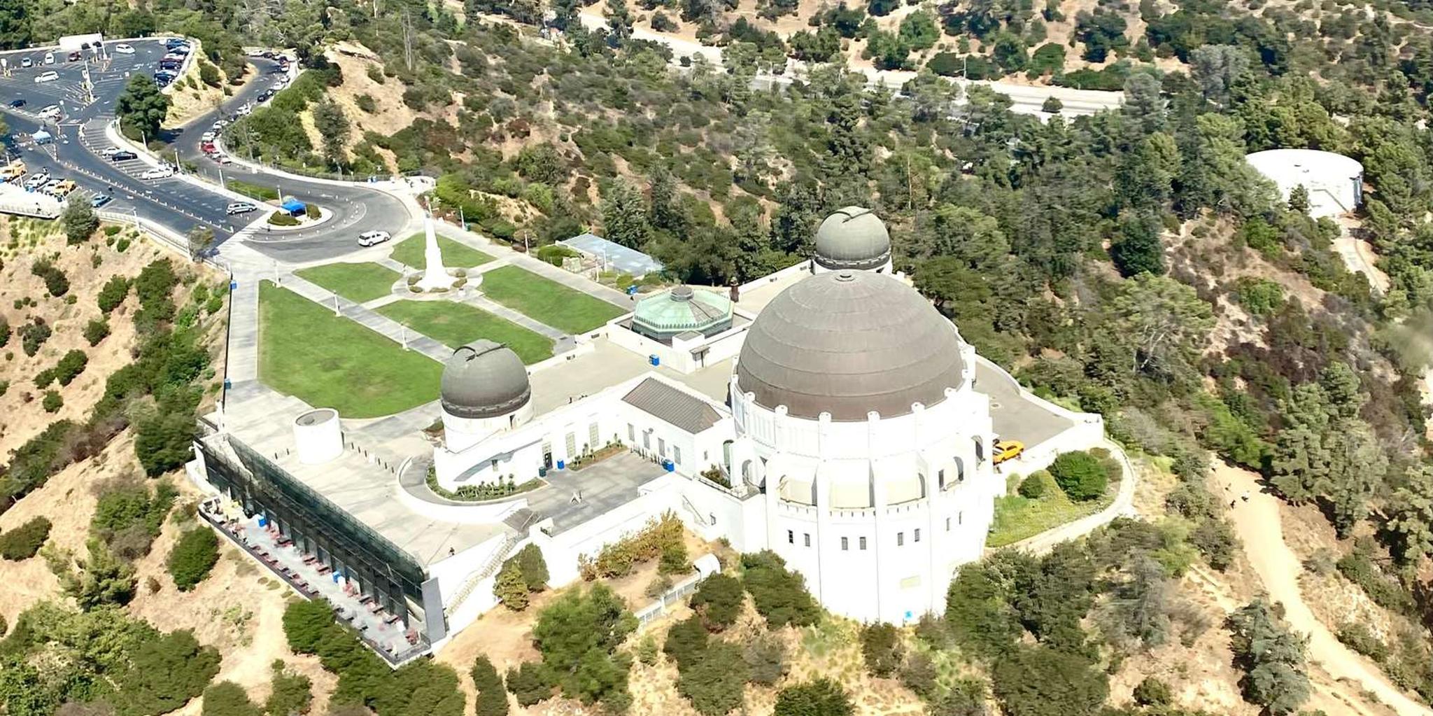 Los Angeles Helicopter Tour Over Hollywood Sign - Image 4