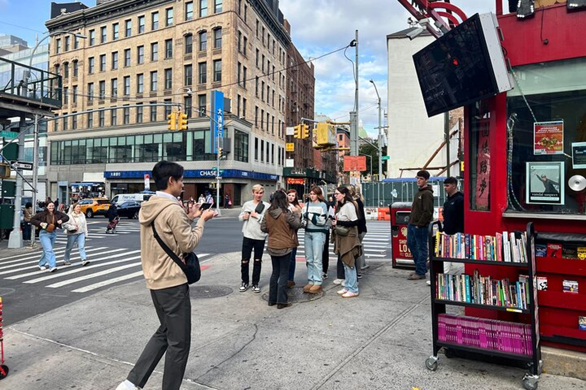 New York Chinatown and Little Italy Food Tour - Image 4