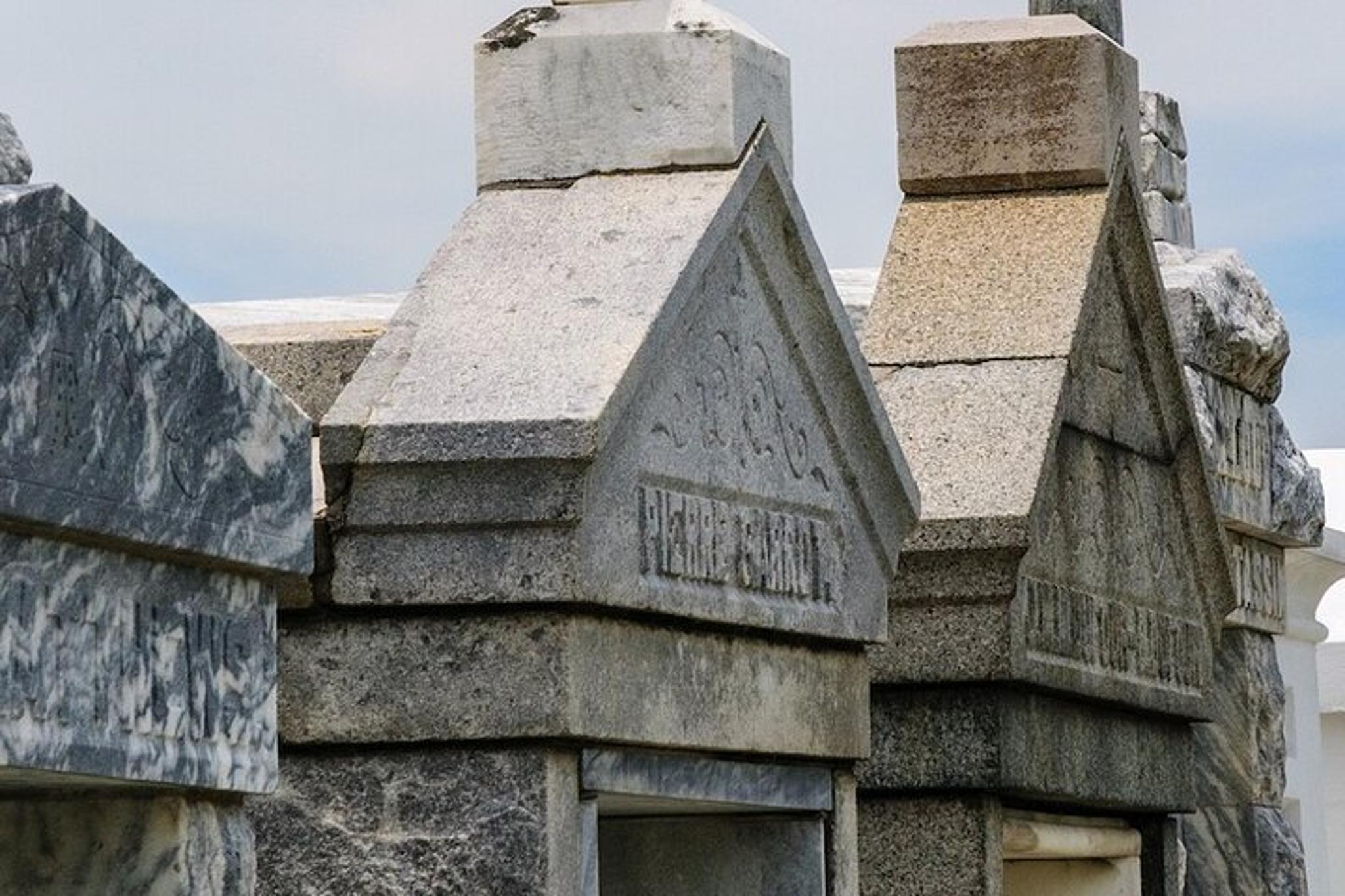 New Orleans Cemetery Audio Tour - Image 6
