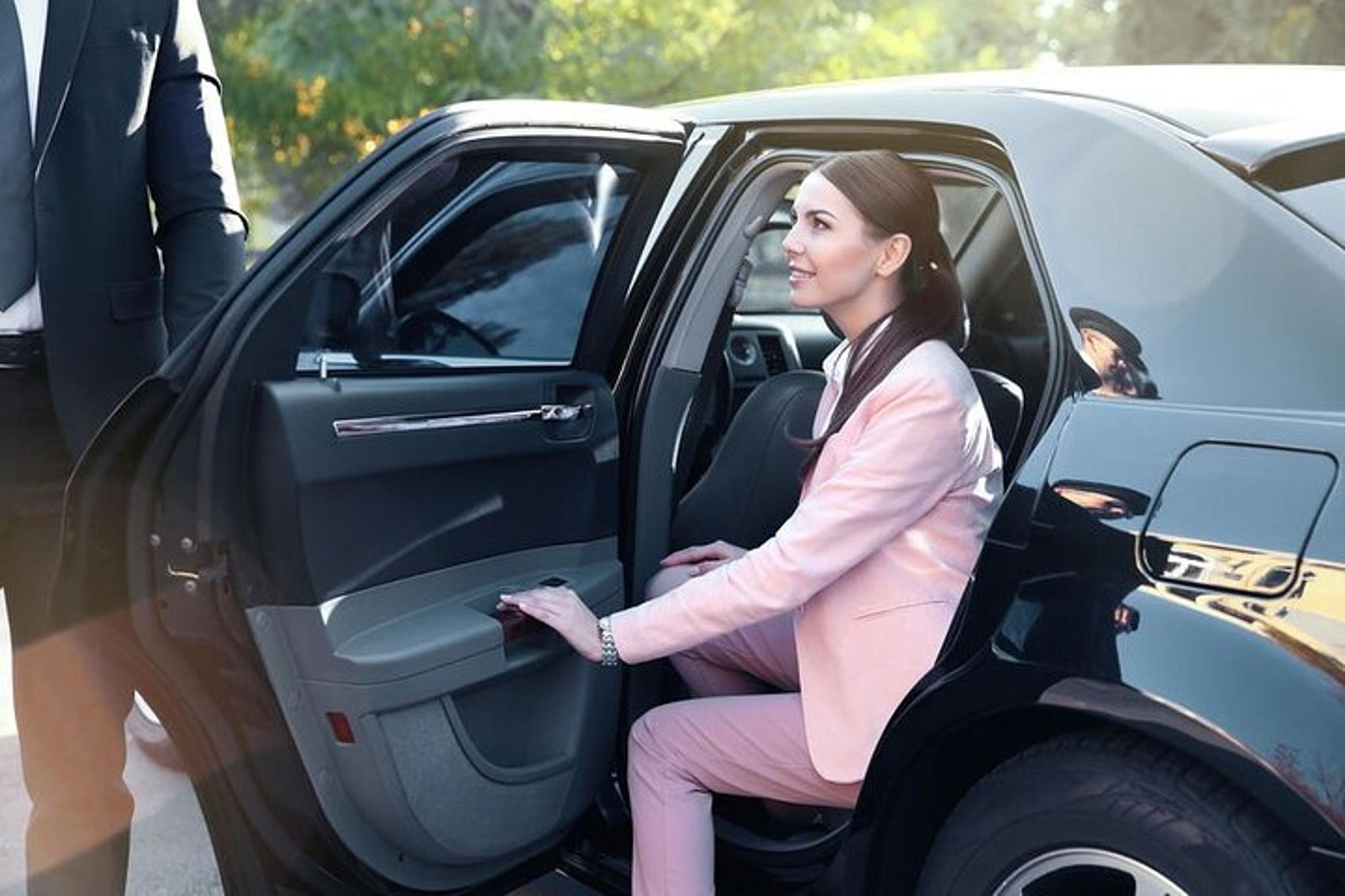 Niagara Falls Airport Transfer - Image 2