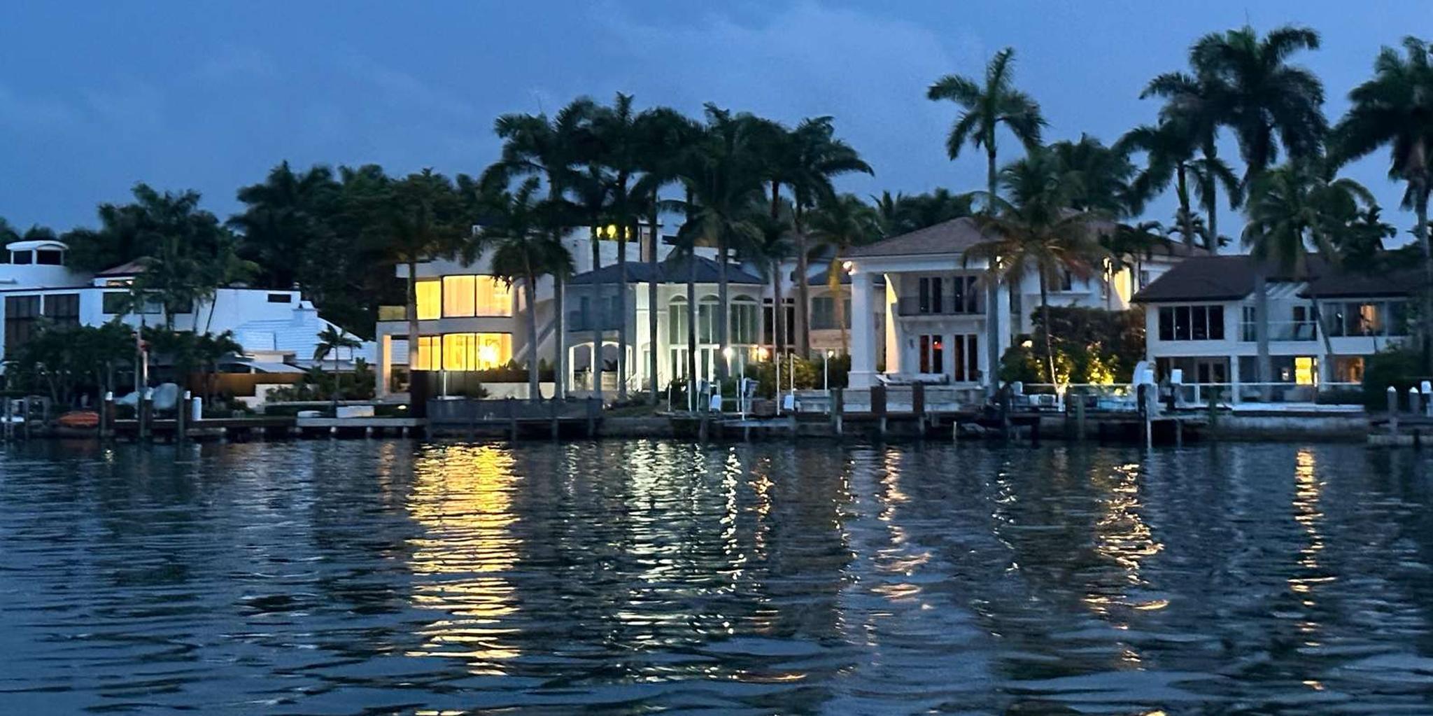 Miami Biscayne Bay Sunset Boat Cruise - Image 6