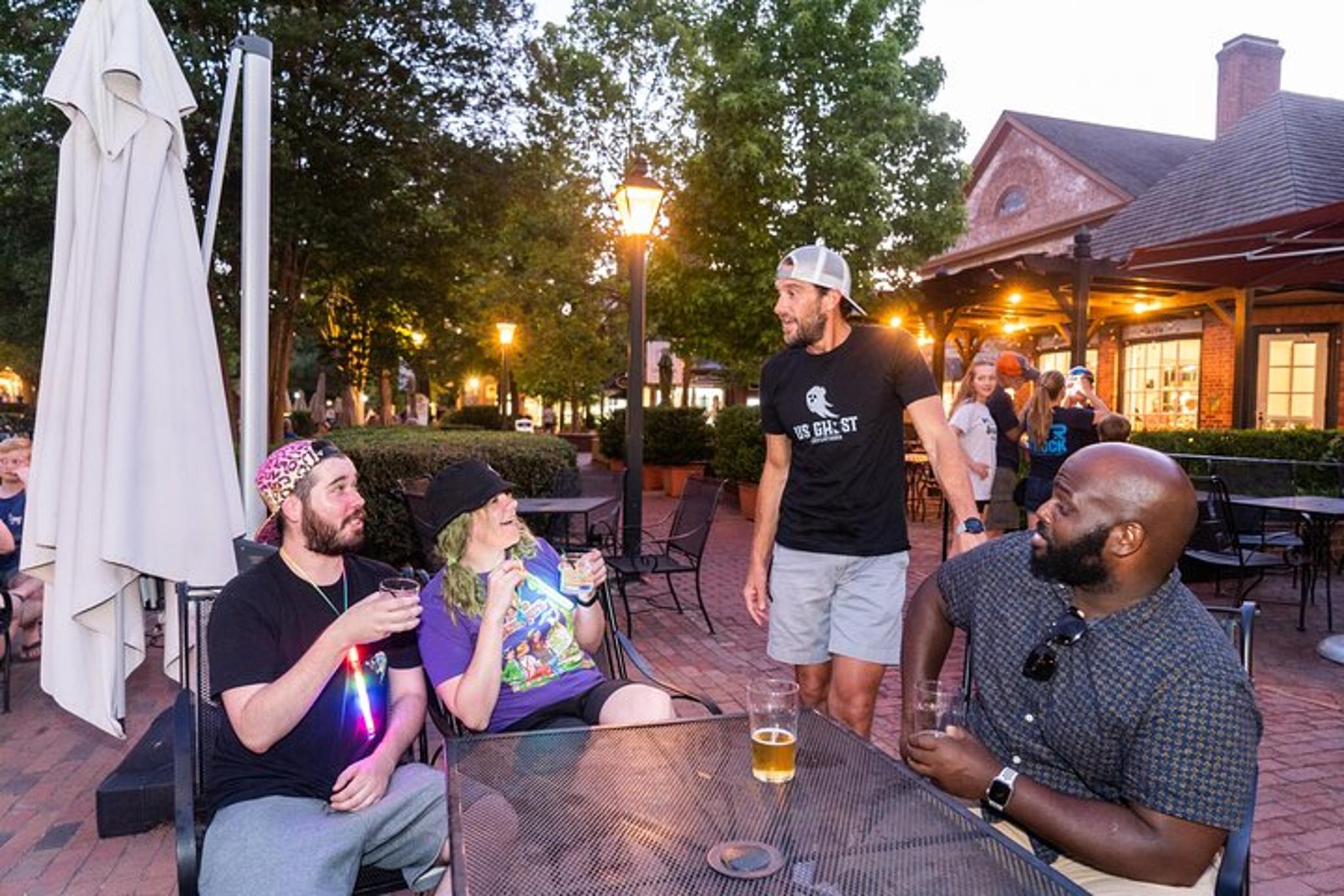 Williamsburg Ghosts and Brews Pub Crawl - Image 6