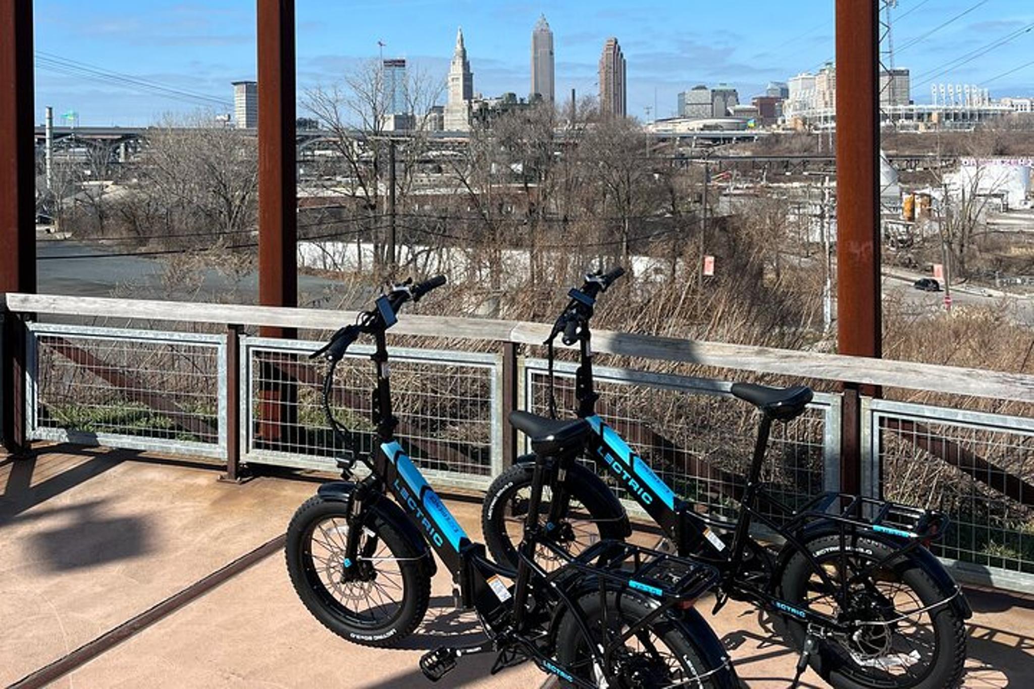 Cleveland E-Bike Rental 4 Hours - Image 1