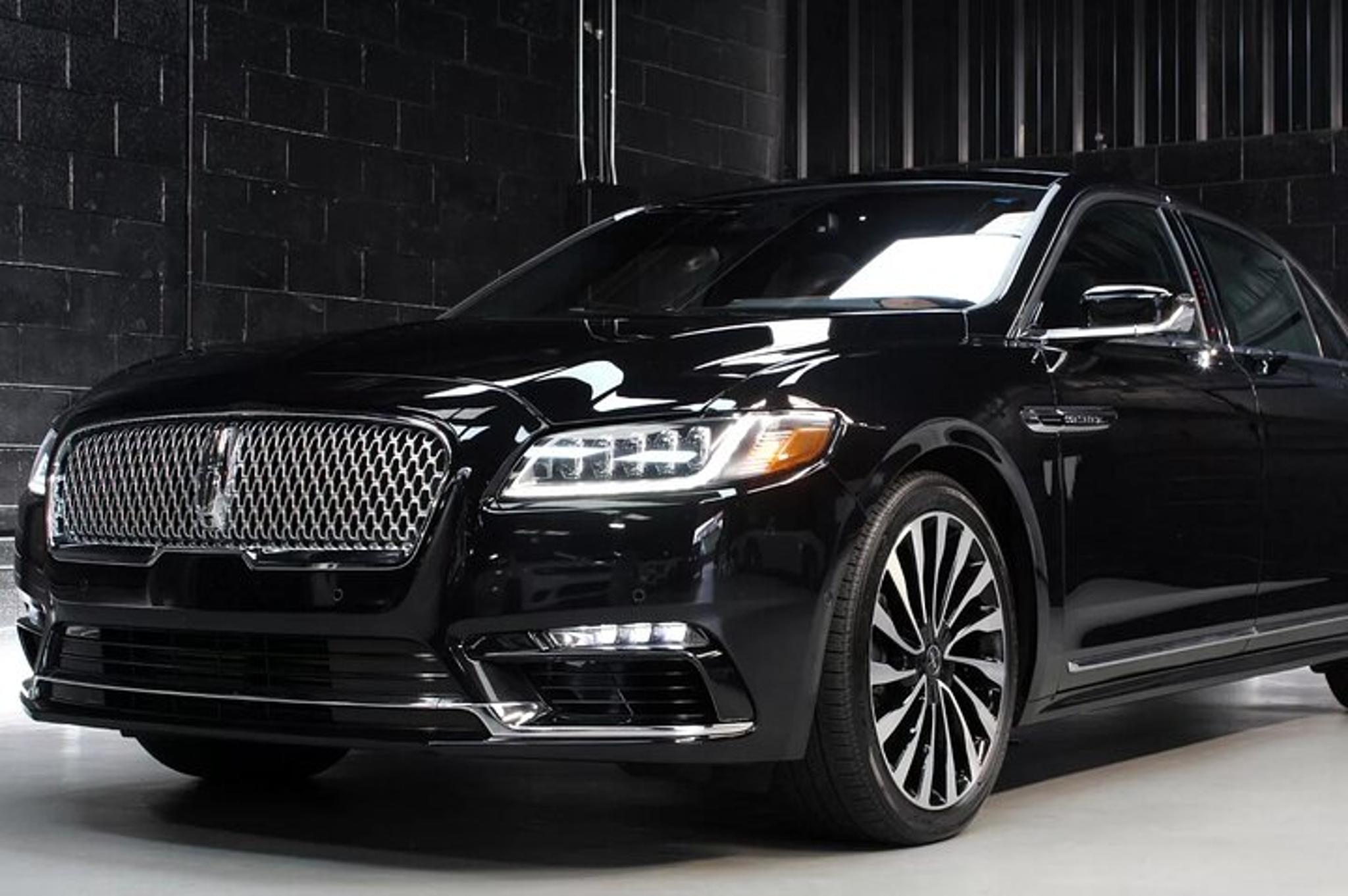 Philadelphia Private Airport Transfer by Sedan - Image 1