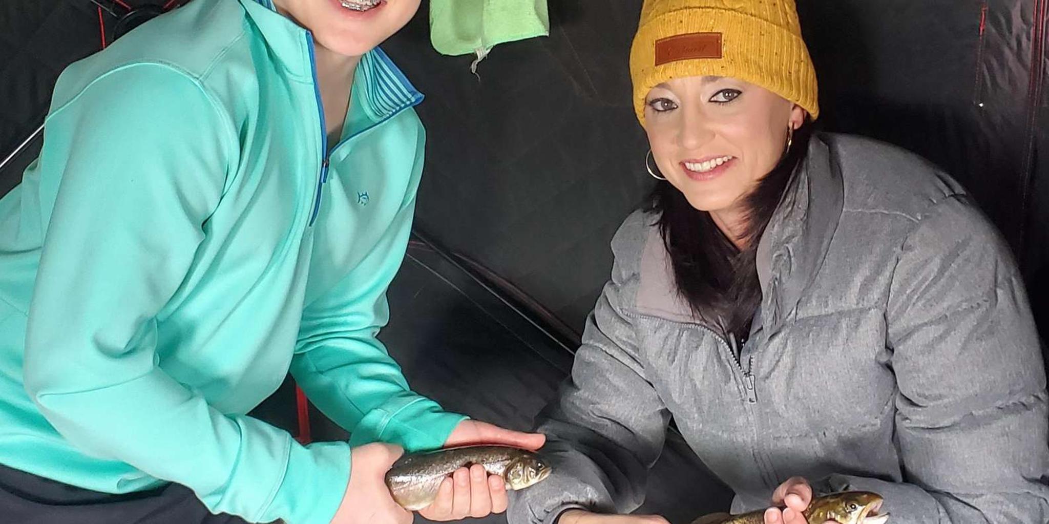 Anchorage Ice Fishing Adventure - Image 2