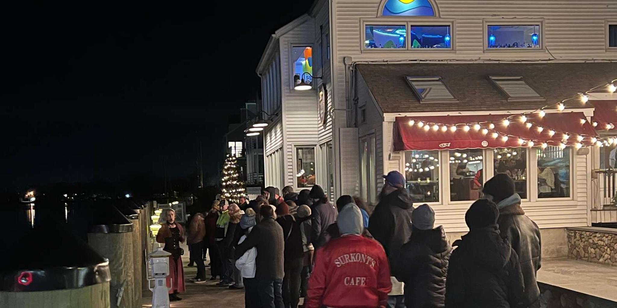 Mystic Ghosts of Christmas Past Walking Tour - Image 2
