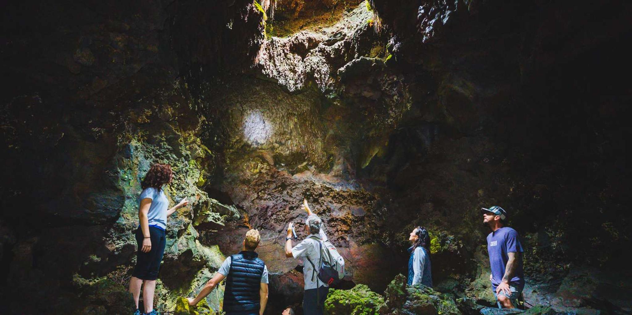 Kona Volcano Crater Hike - Image 2
