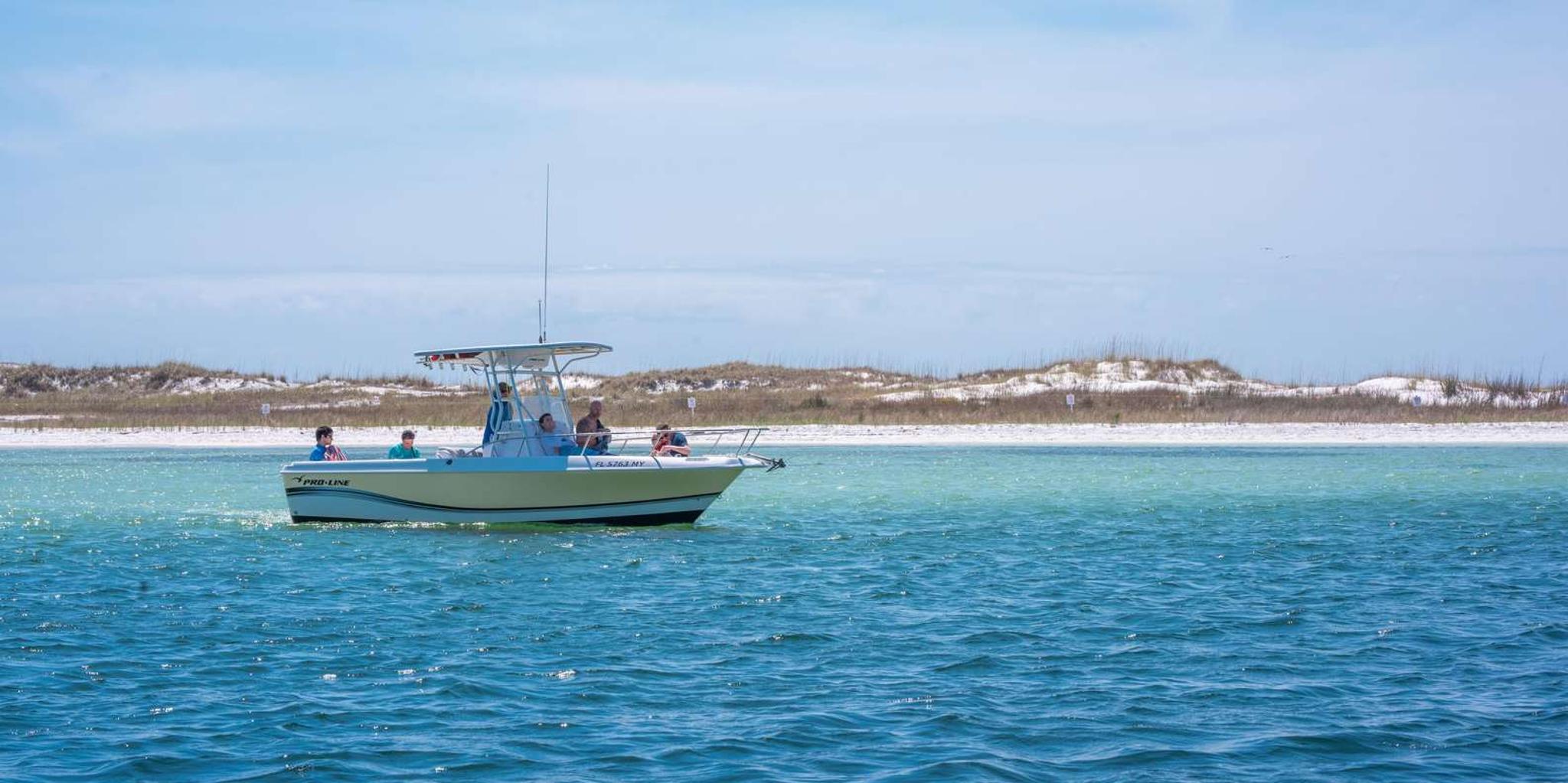 Panama City Beach Powerboat Tour with Snorkeling - Image 3