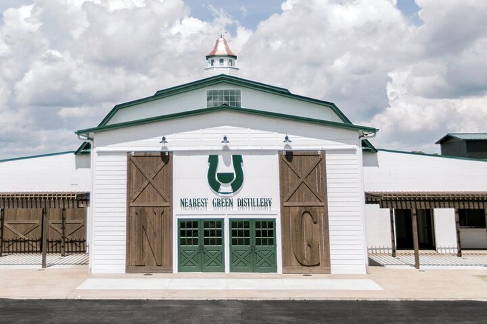 Nashville Distillery Tour with Tasting and Transport - Image 2