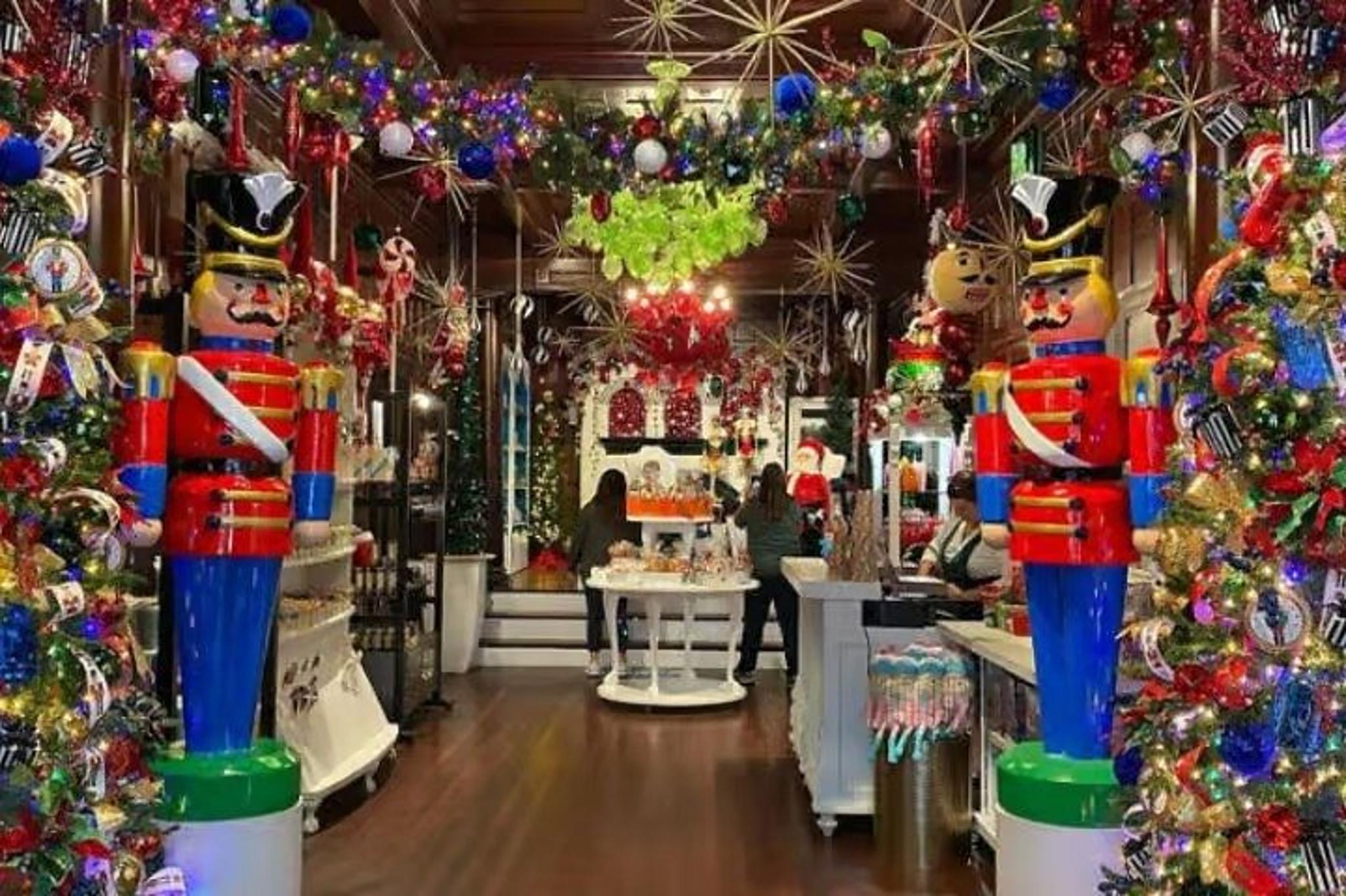 Jacksonville Candy Cane Making Class - Image 4