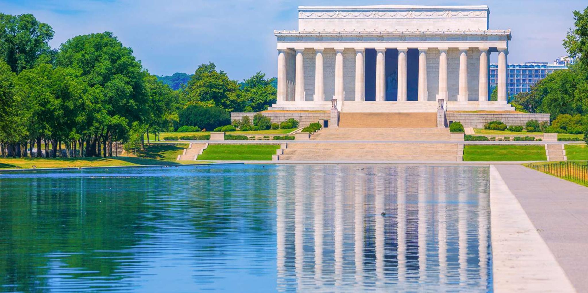 Washington DC City Tour with Seasonal River Cruise - Image 6