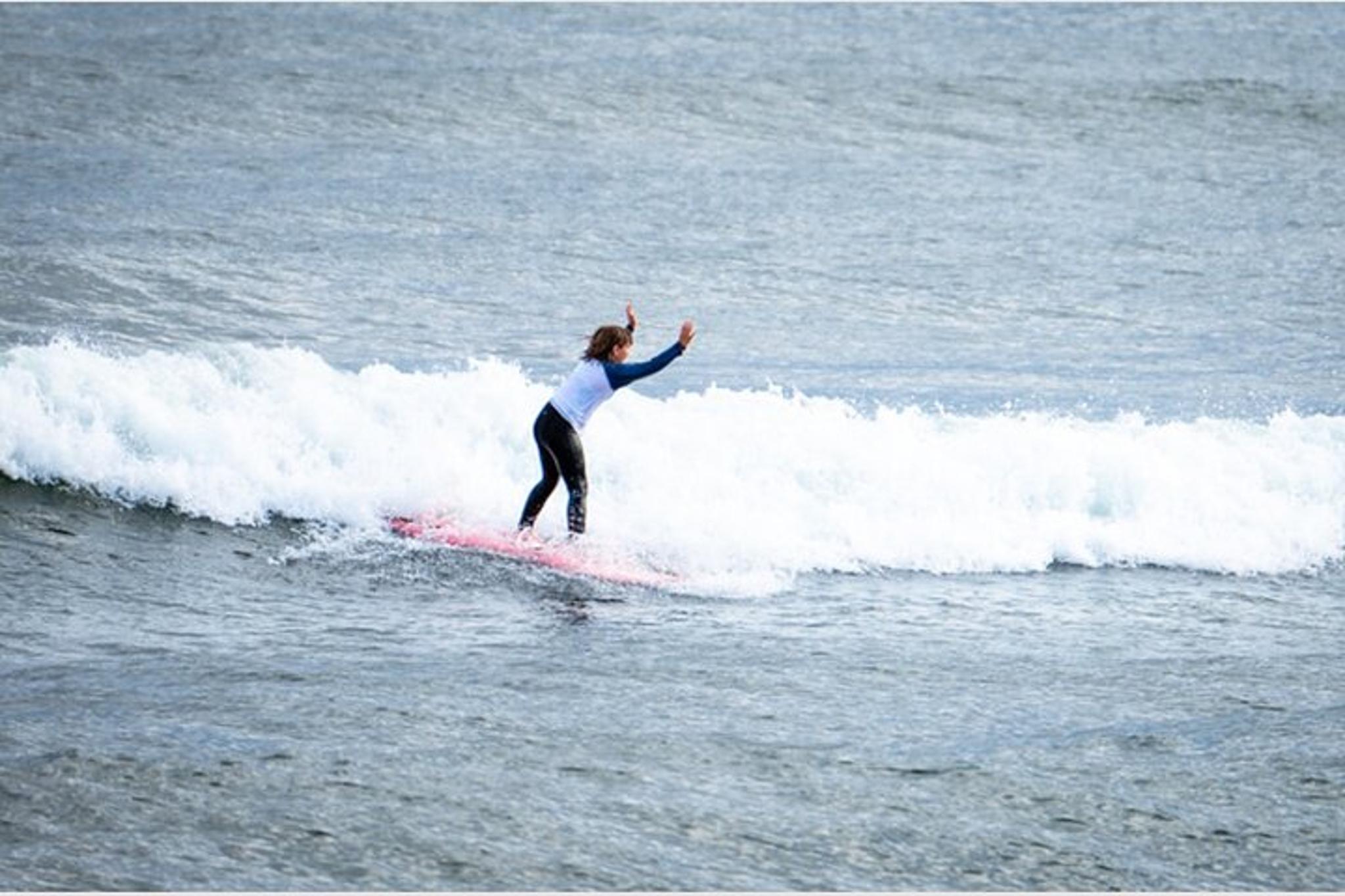 Hilo Surf Lesson - Image 6