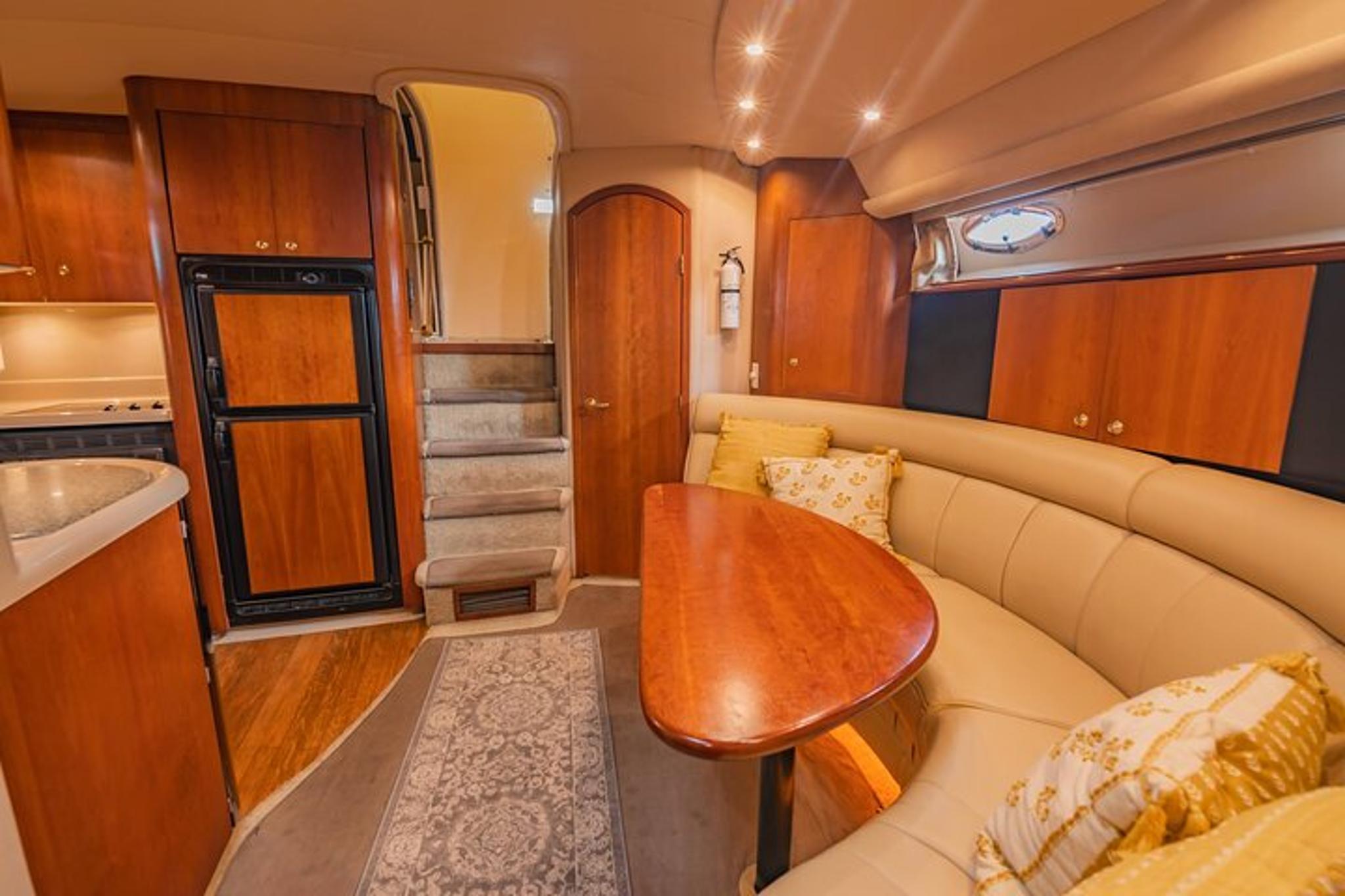 Miami Yacht Tour of Star Island Mansions - Image 3