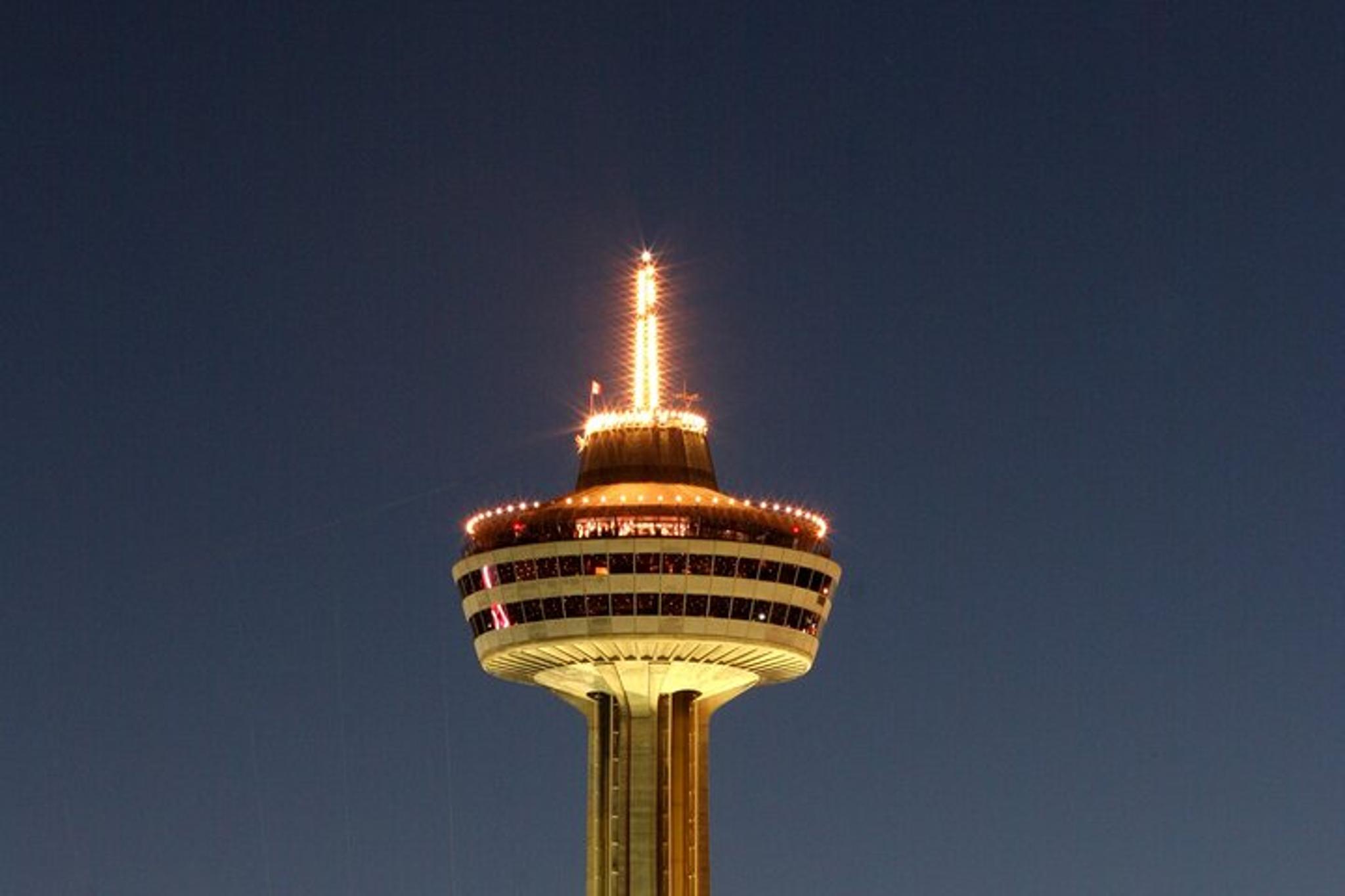 Niagara Falls Night Tour with Skylon Tower - Image 1