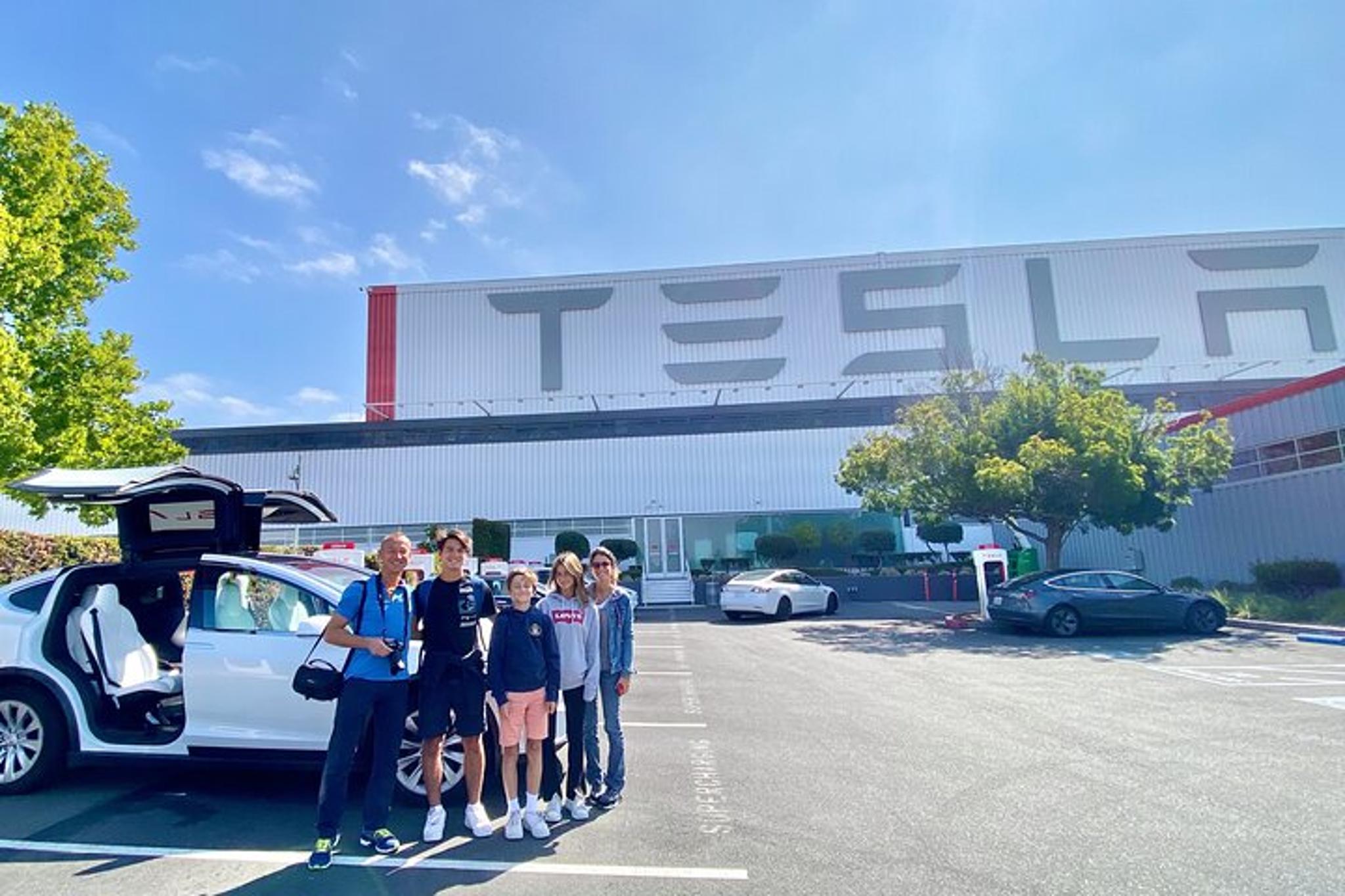 San Francisco Silicon Valley Private Tour by Tesla
