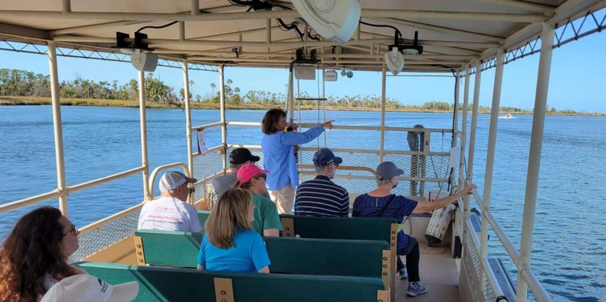 Crystal River Wildlife Boat Tour with Naturalist Guide - Image 2