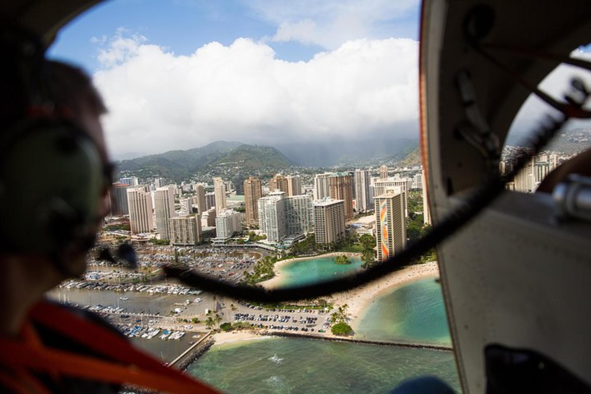 Oahu Helicopter Tour Doors-Off 50 Min - Image 4