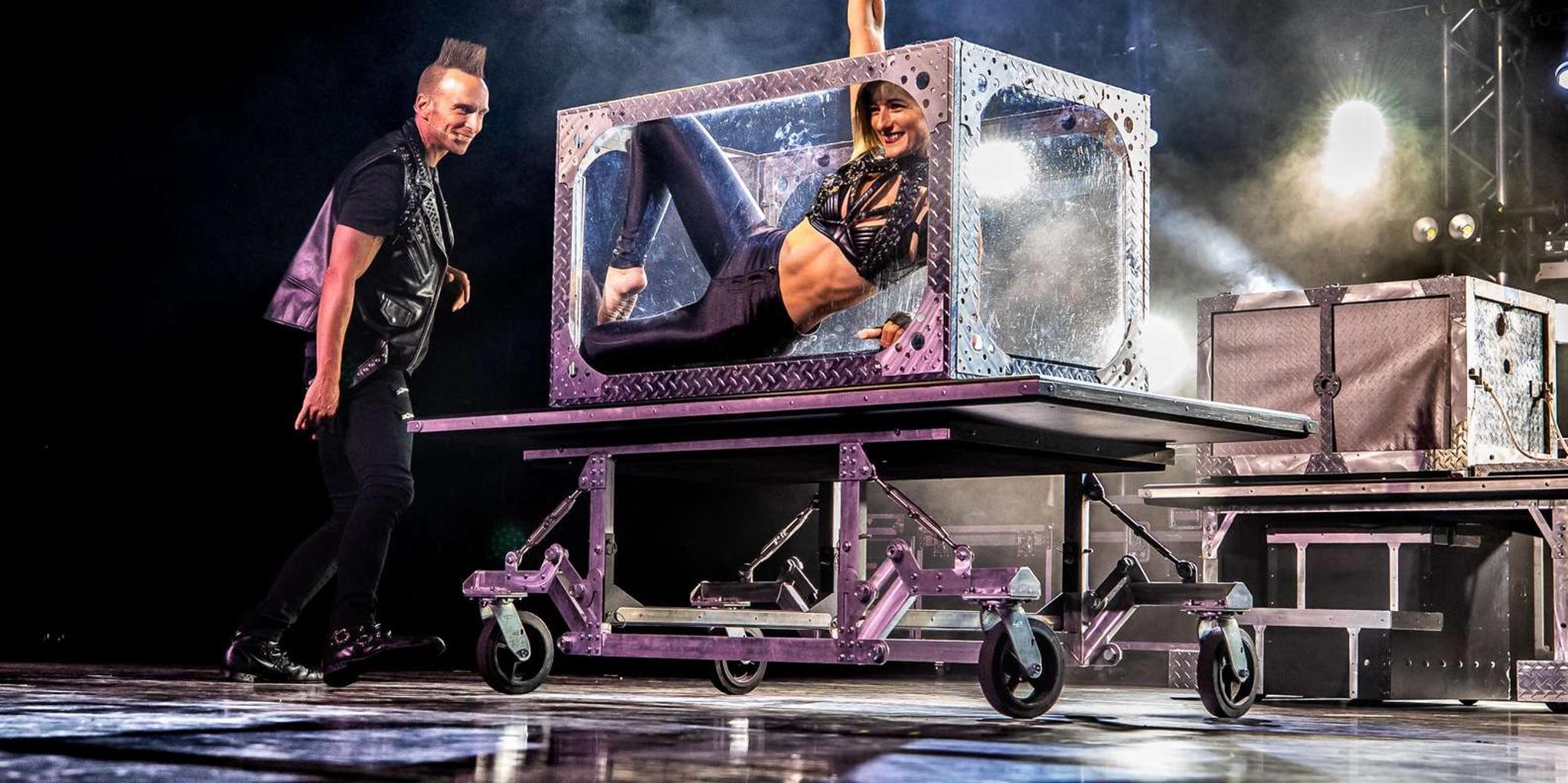 Niagara Falls Magic Theatre