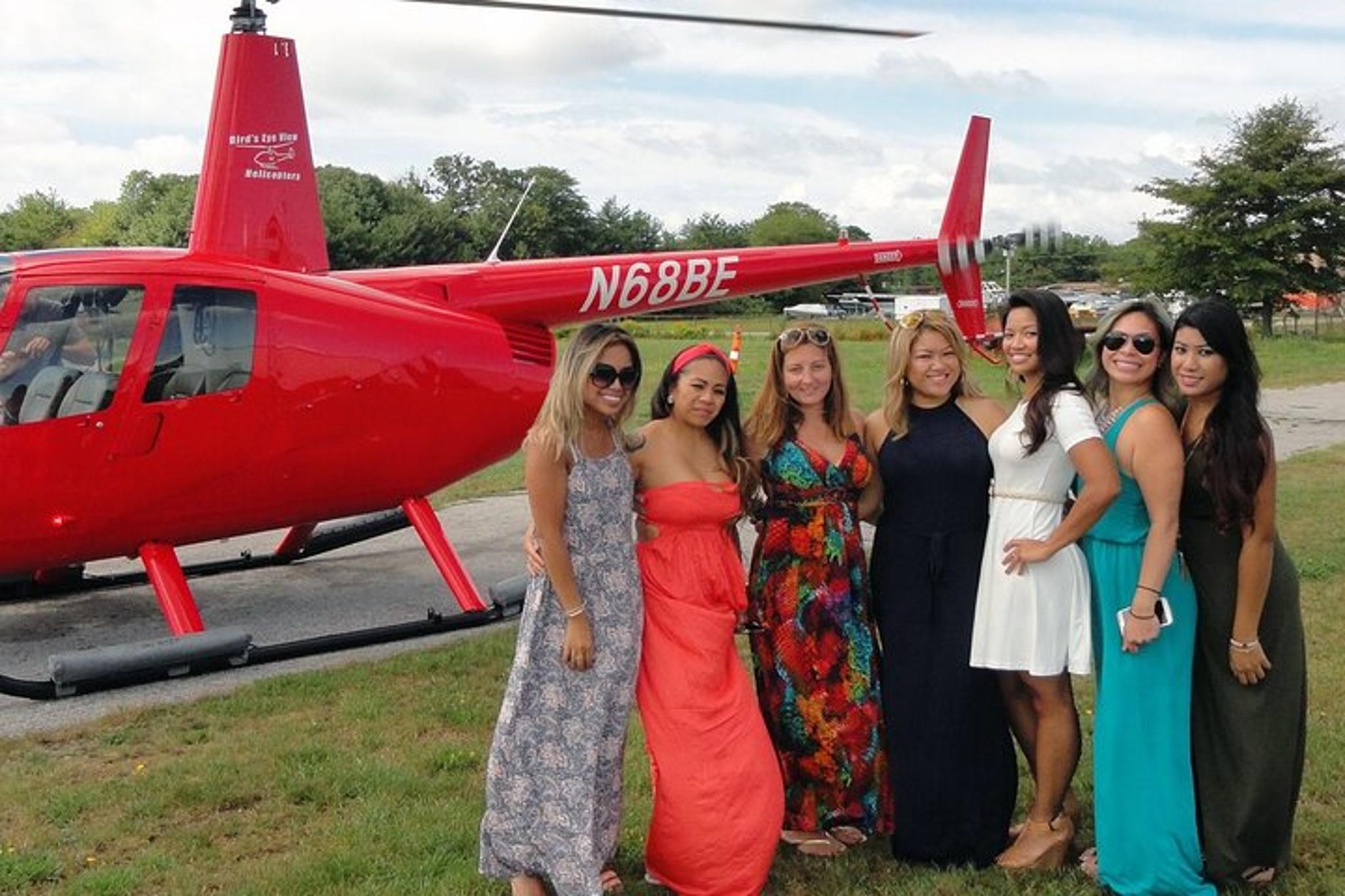 Newport Helicopter Mansion Tour - Image 6