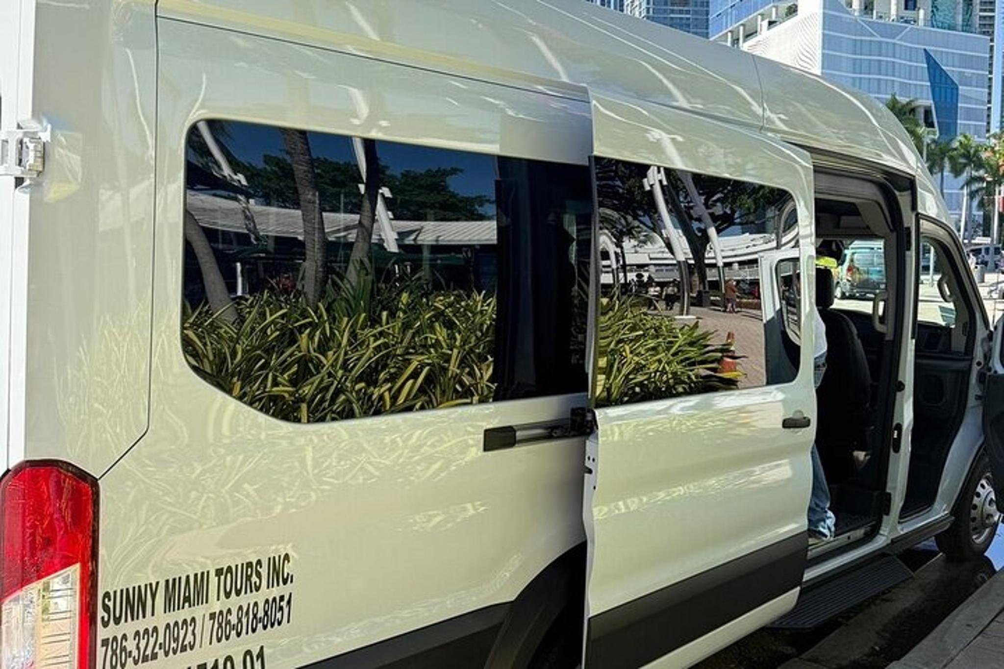 Miami Shopping Day at Sawgrass Mills - Image 3