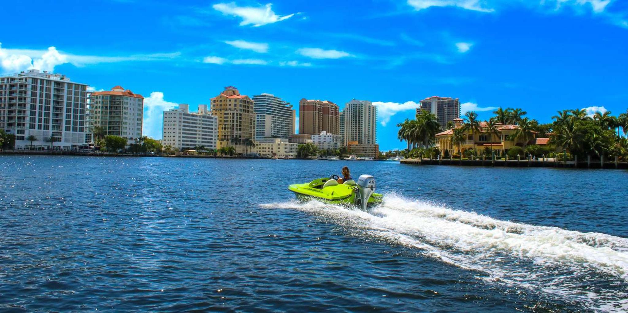 Fort Lauderdale Mini-Powerboat Rental - Image 1