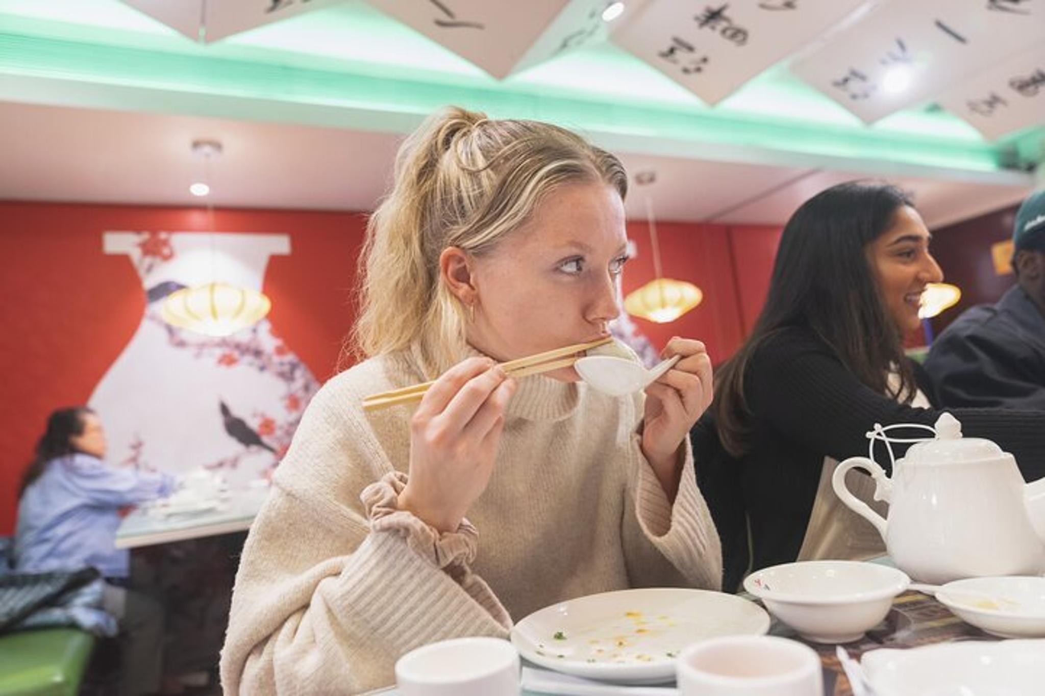 Flushing Dumplings and Dim Sum Food Tour - Image 3