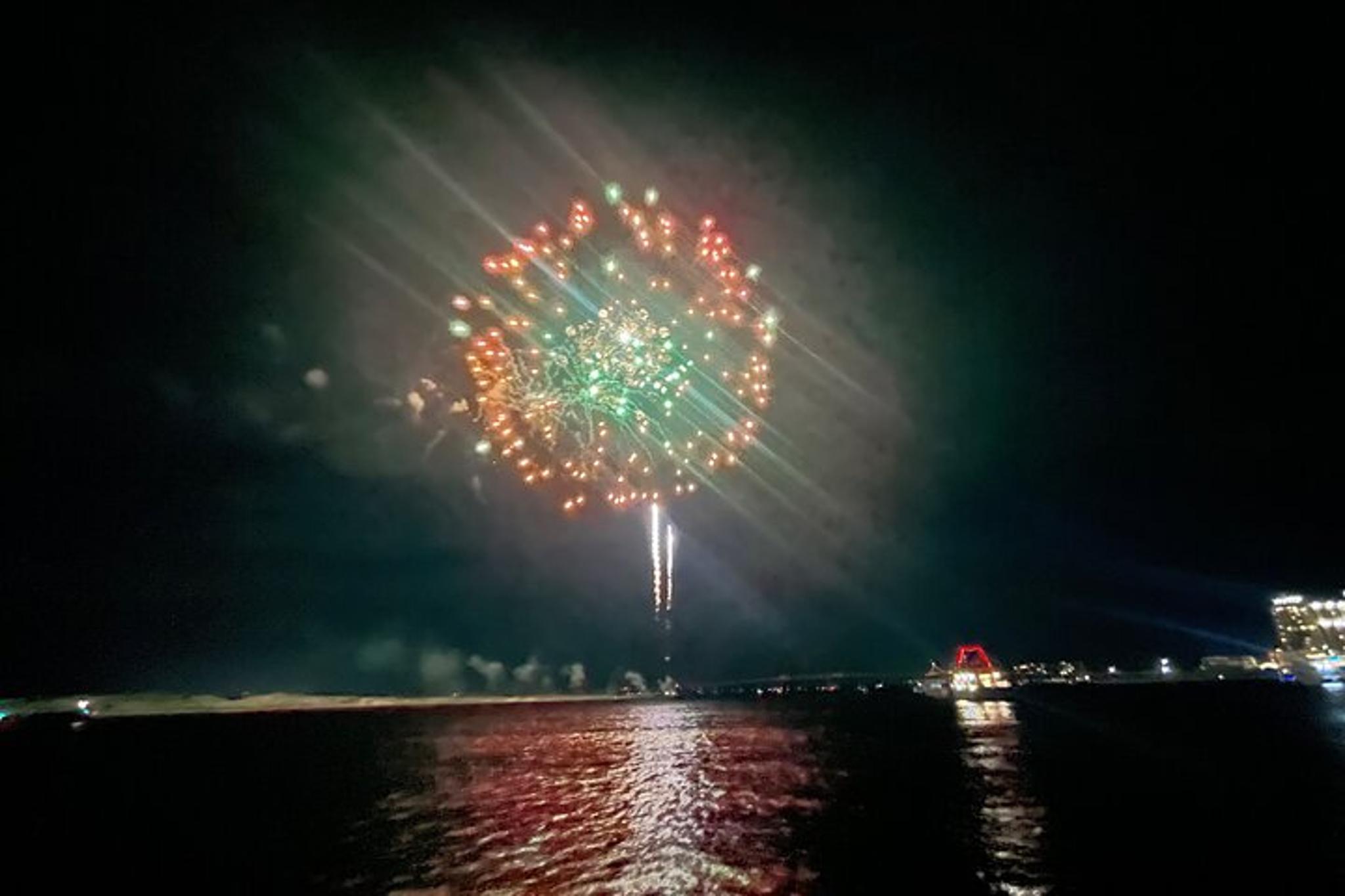 Destin Fireworks Cruise - Image 5