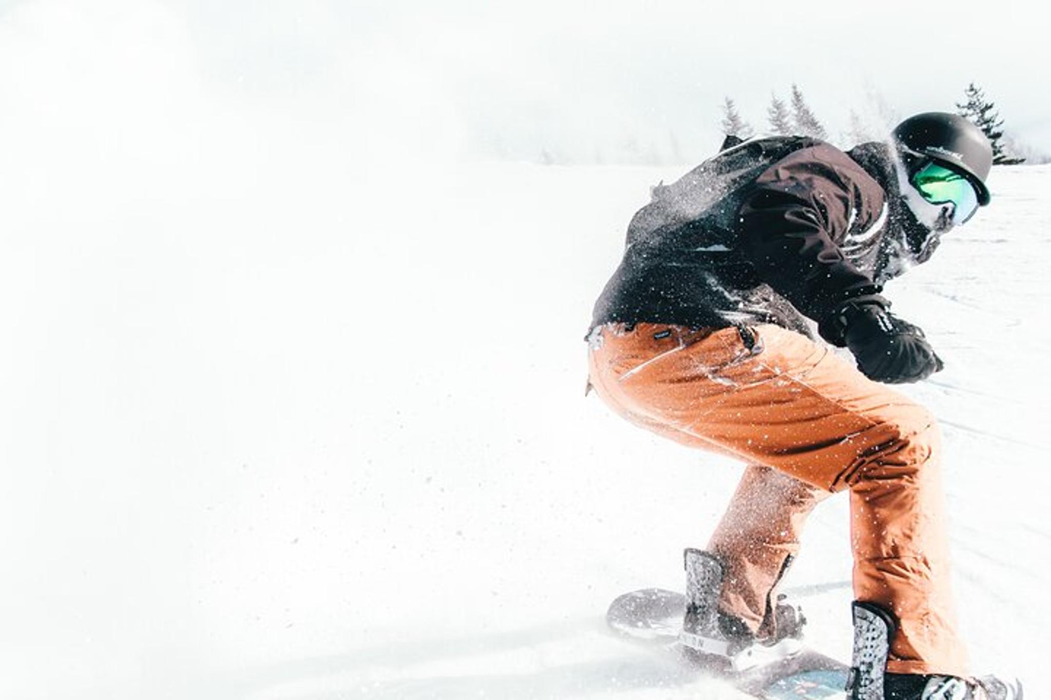 Breckenridge Snowboard Rental Packages - Image 5
