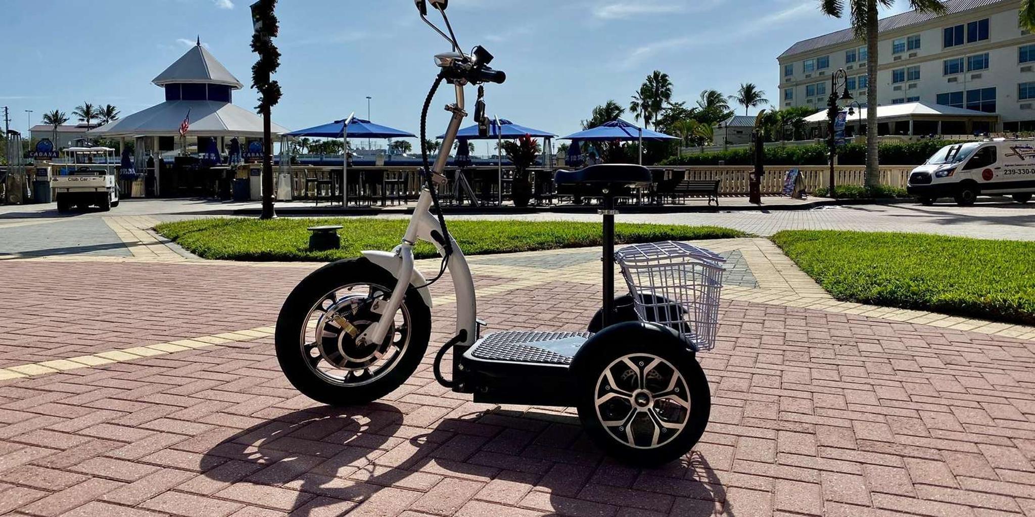 Naples Electric Trike Tour - Image 3
