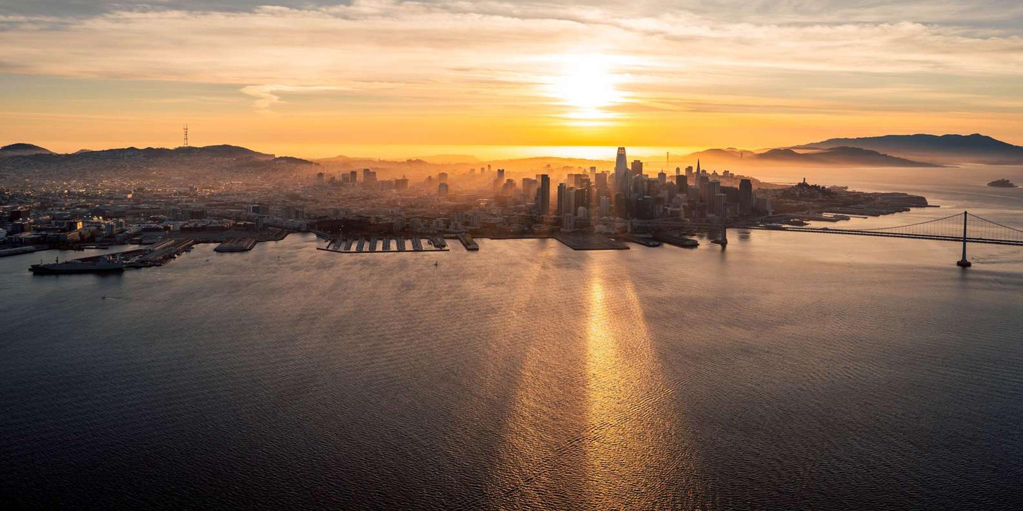 San Francisco Airplane Sunset Tour - Image 4