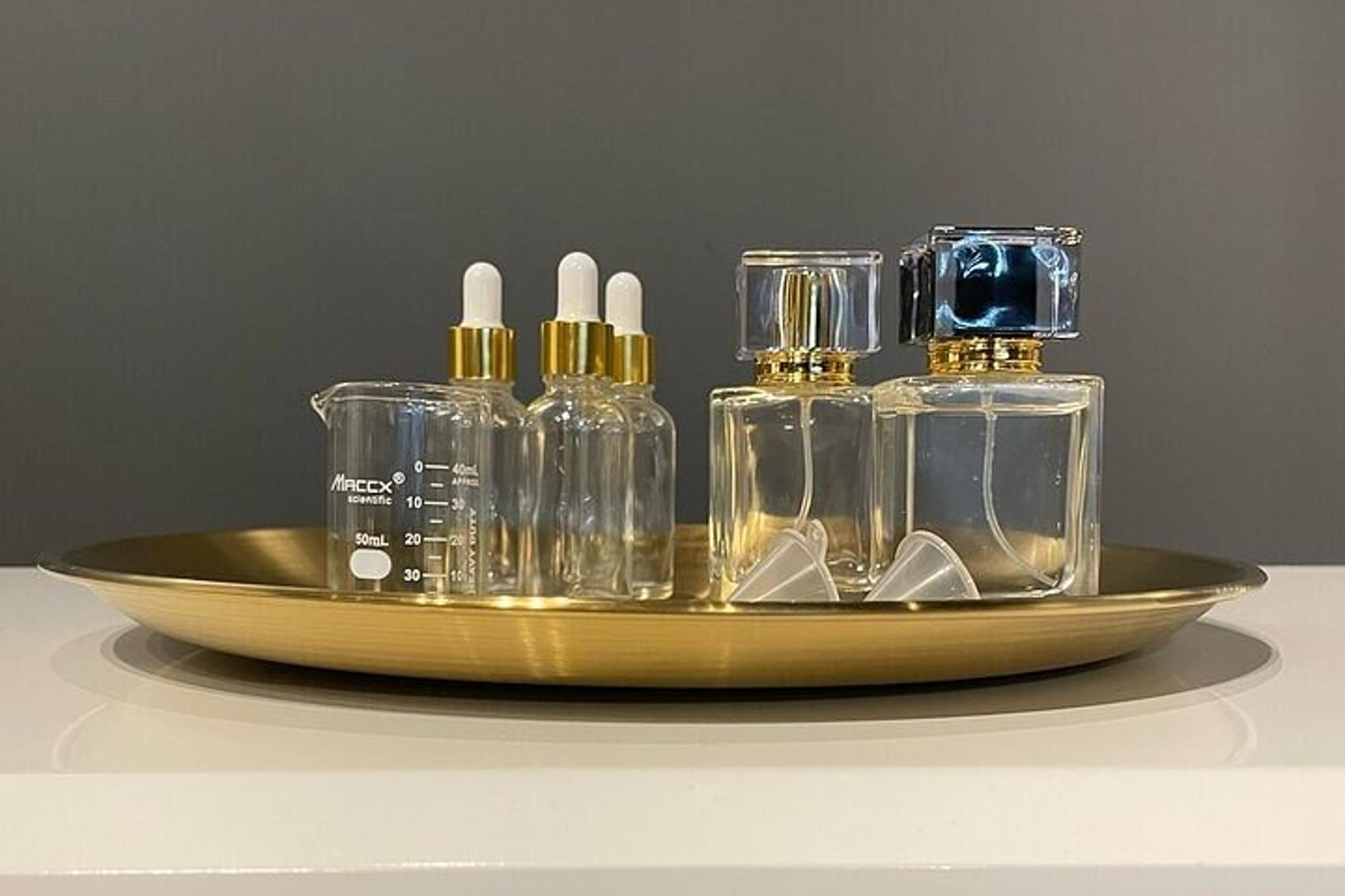 Chicago Perfume Making Class on Magnificent Mile - Image 6