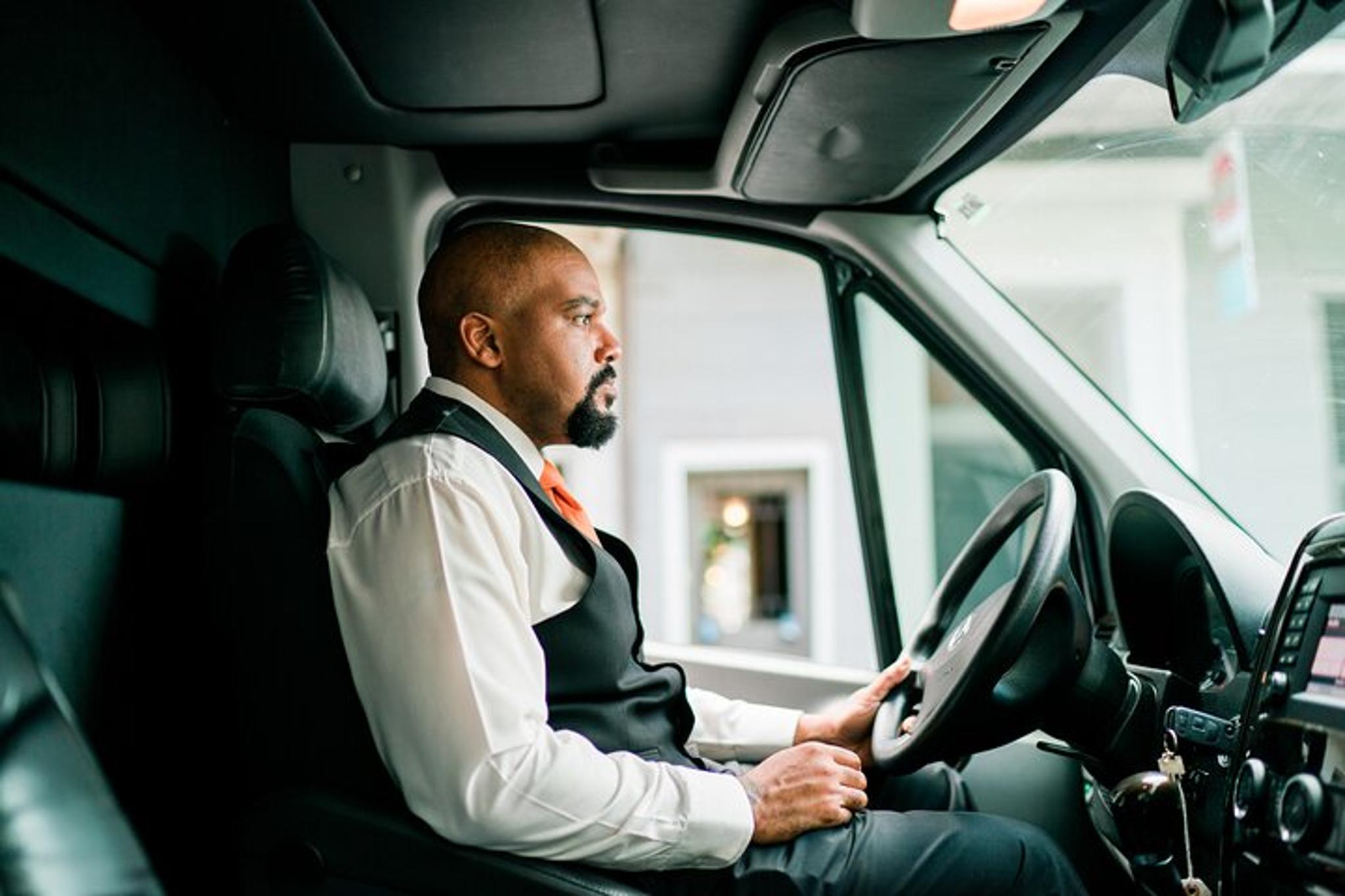 Nashville Chauffeur Driven Transport - Image 1