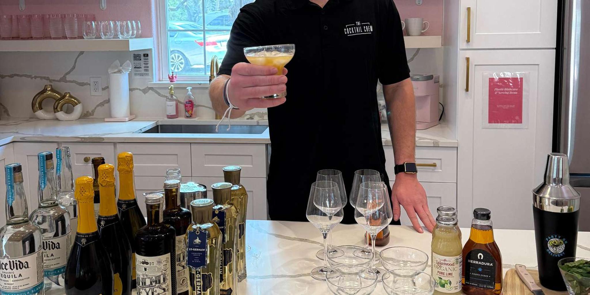 Charleston Mixology Masterclass at Your Rental - Image 3