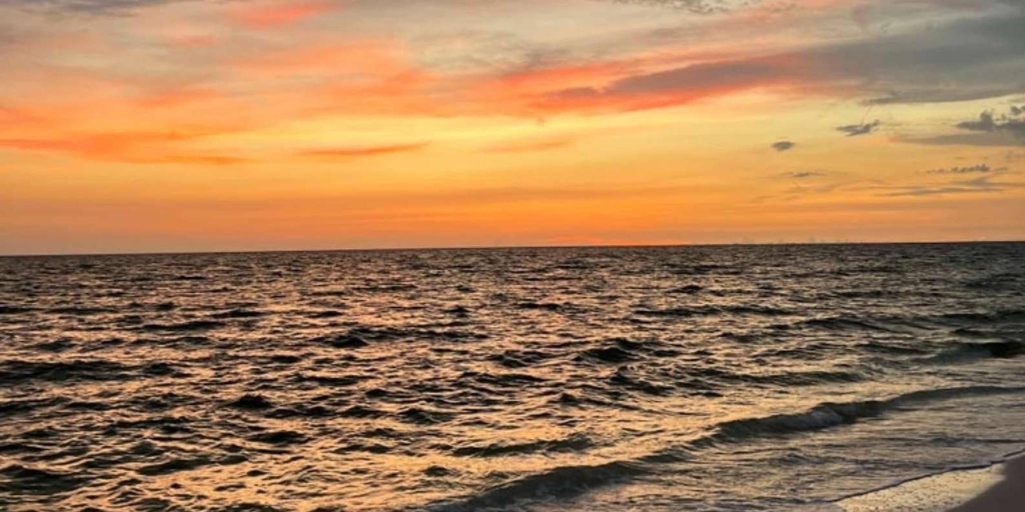 Naples Sunset Glow Clear Kayak Tour - Image 5