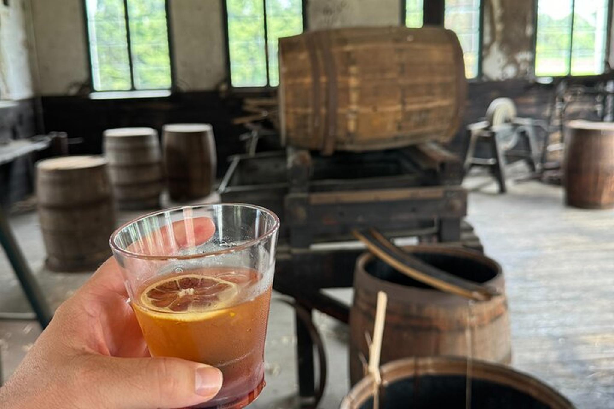 Kentucky Distillery Bourbon Experience - Image 6