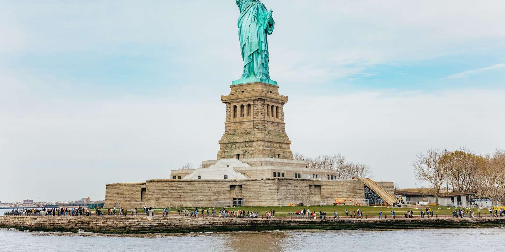 New York City Manhattan Island Cruise - Image 5