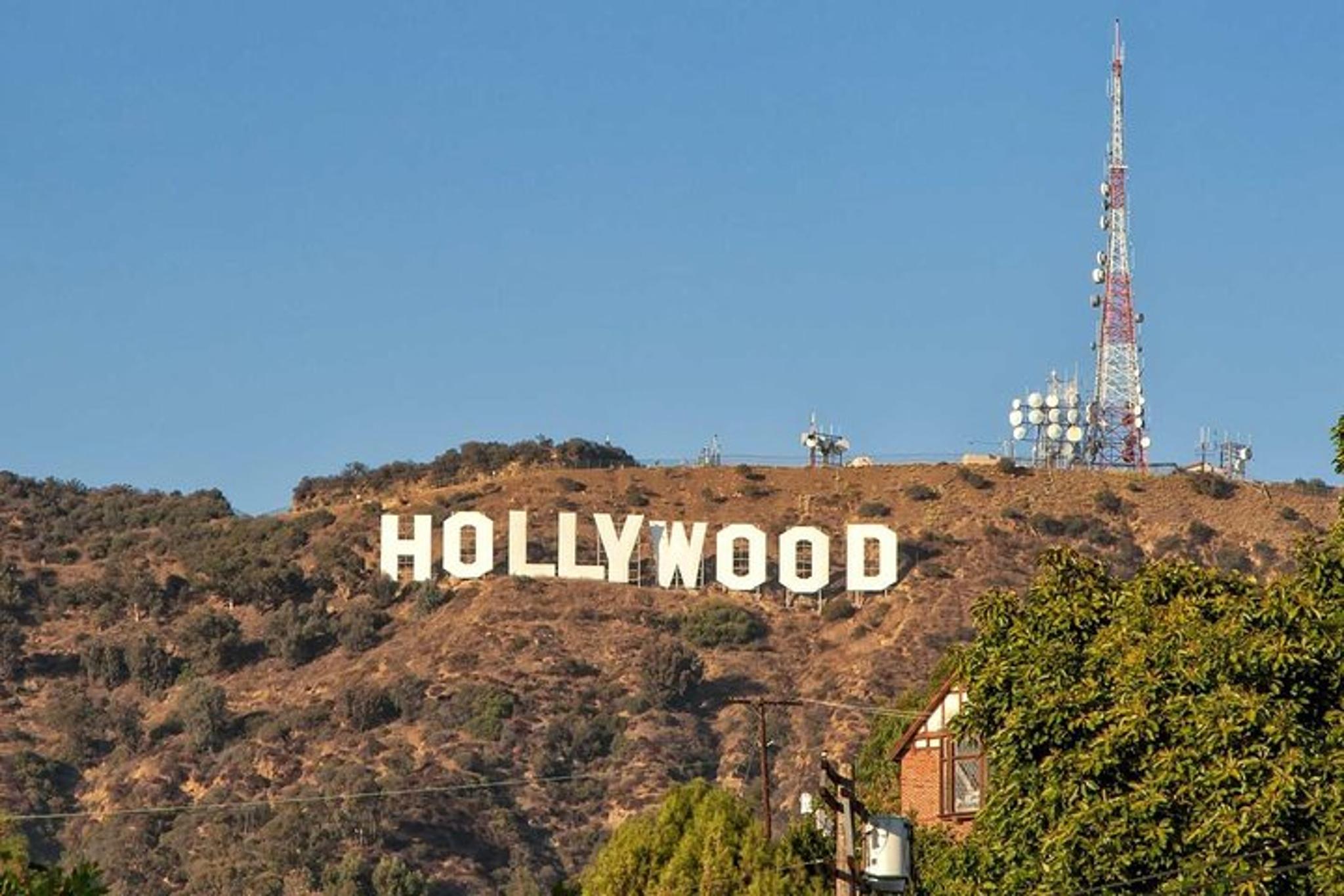 Hollywood Private Day Tour with Studio and Lunch - Image 2