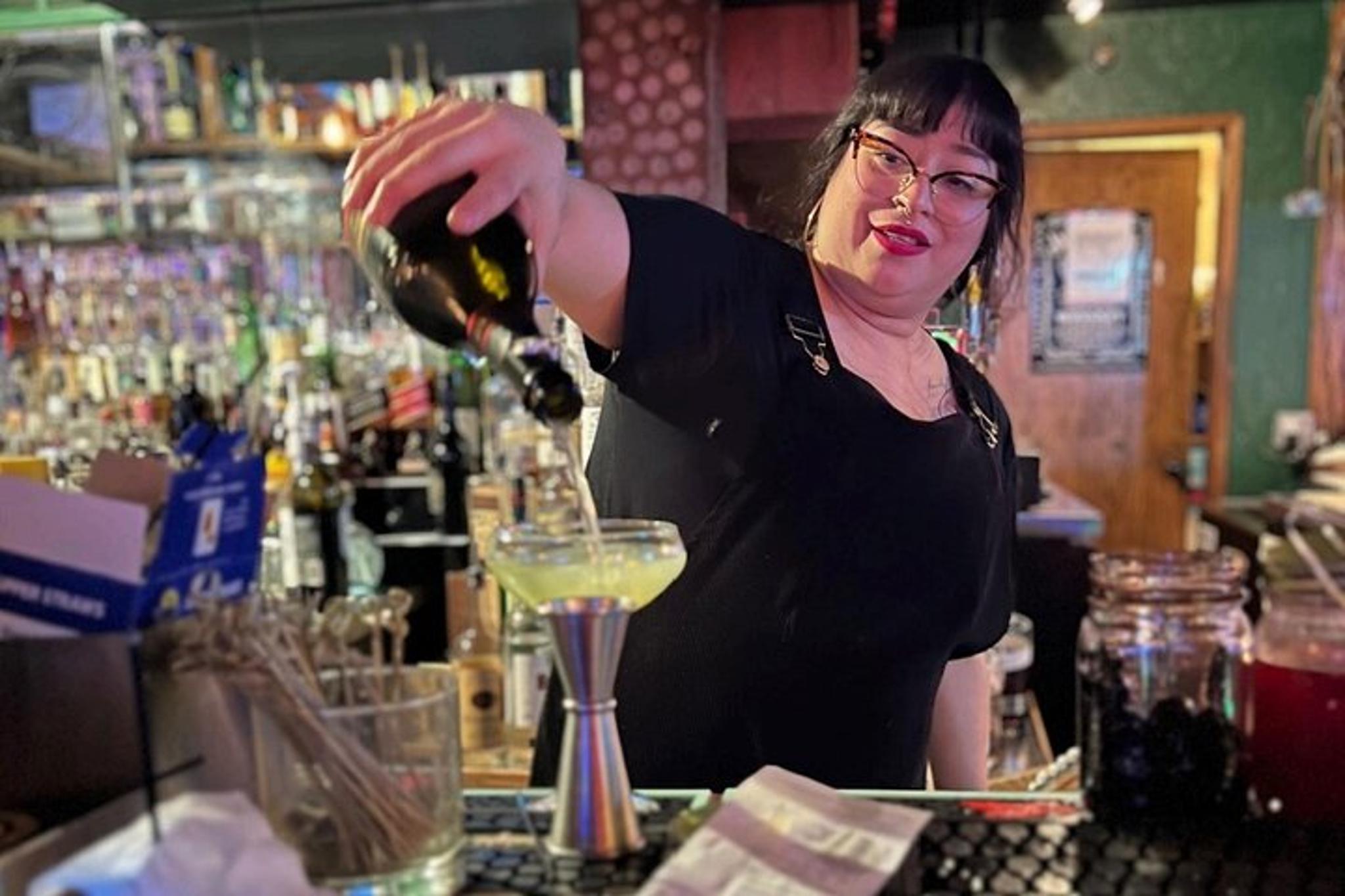 Seattle Ghost Walking Tour with Booze - Image 3