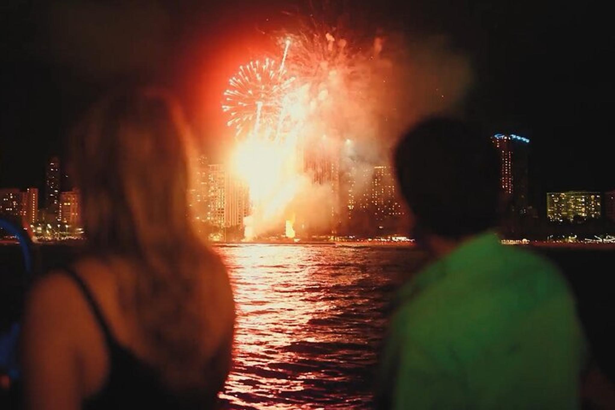 Waikiki Fireworks Cruise BYOB 150 min