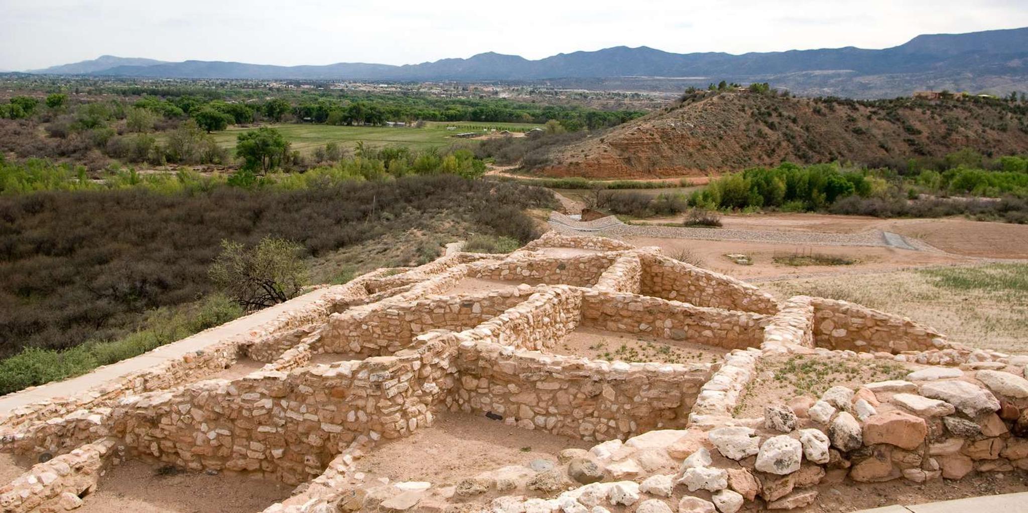 Sedona Jeep Tour and Jerome Day Trip