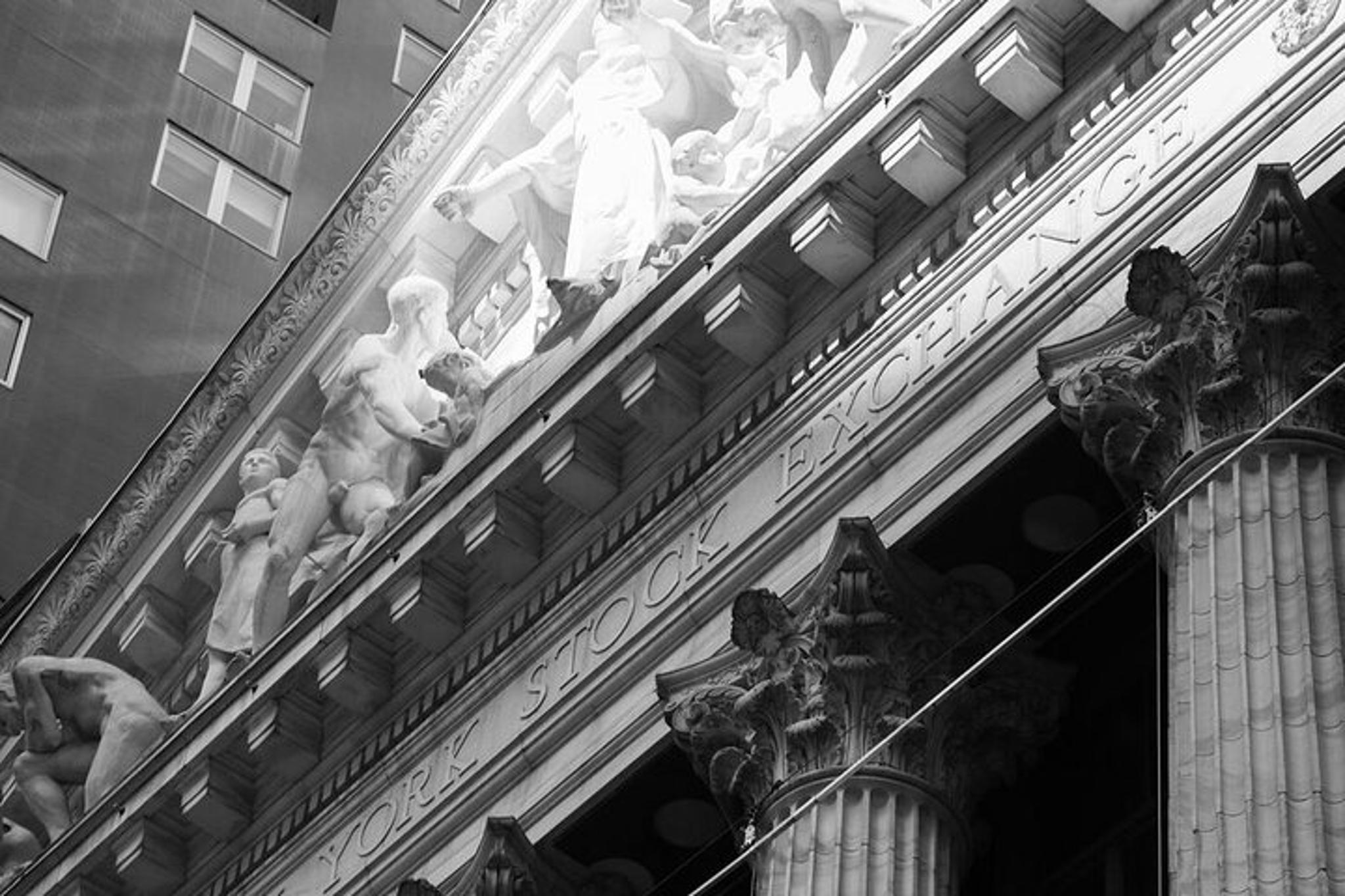 New York Wall Street Trader Walking Tour 75 min - Image 5