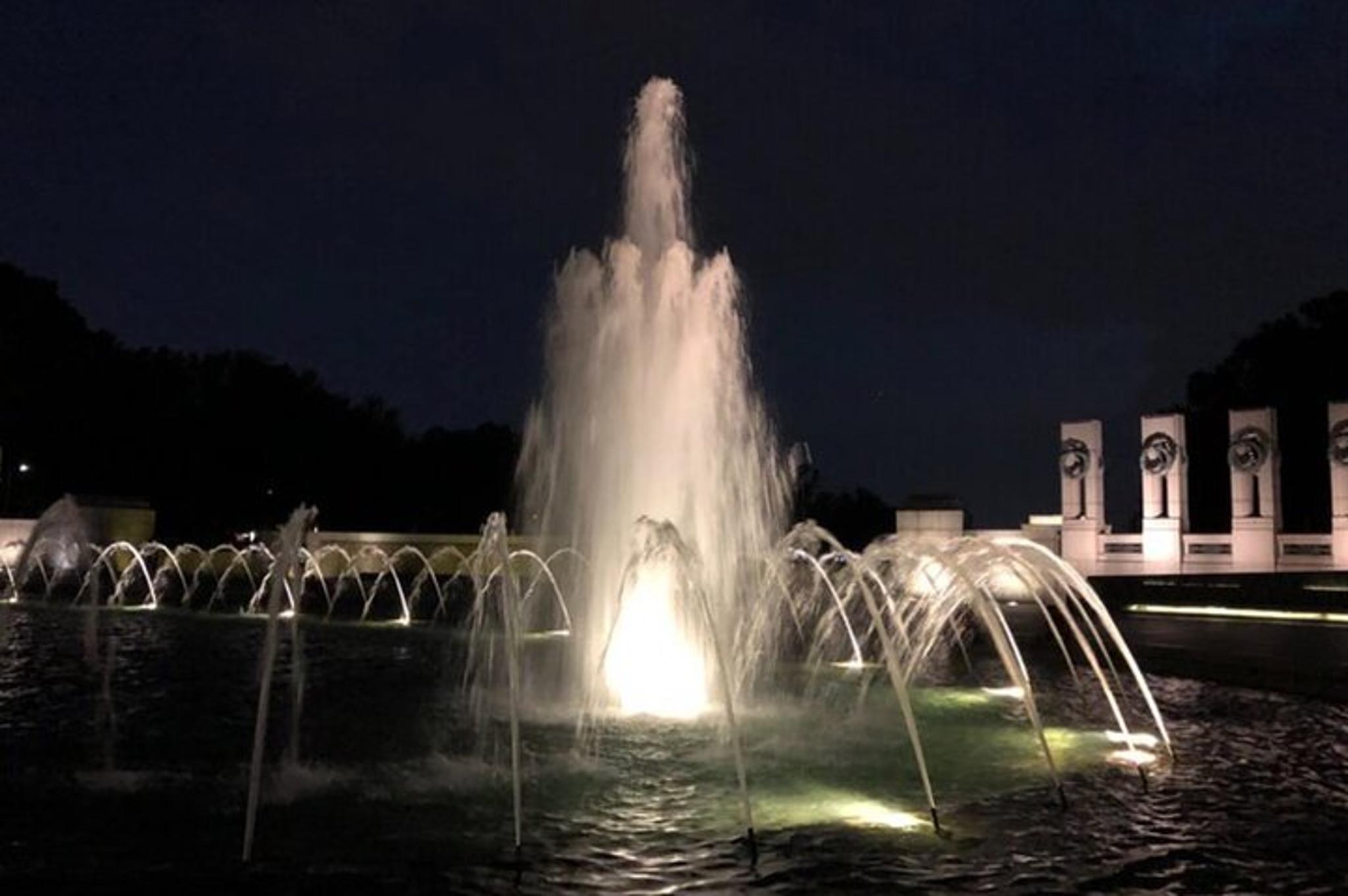 Washington DC Night Tour - Image 3