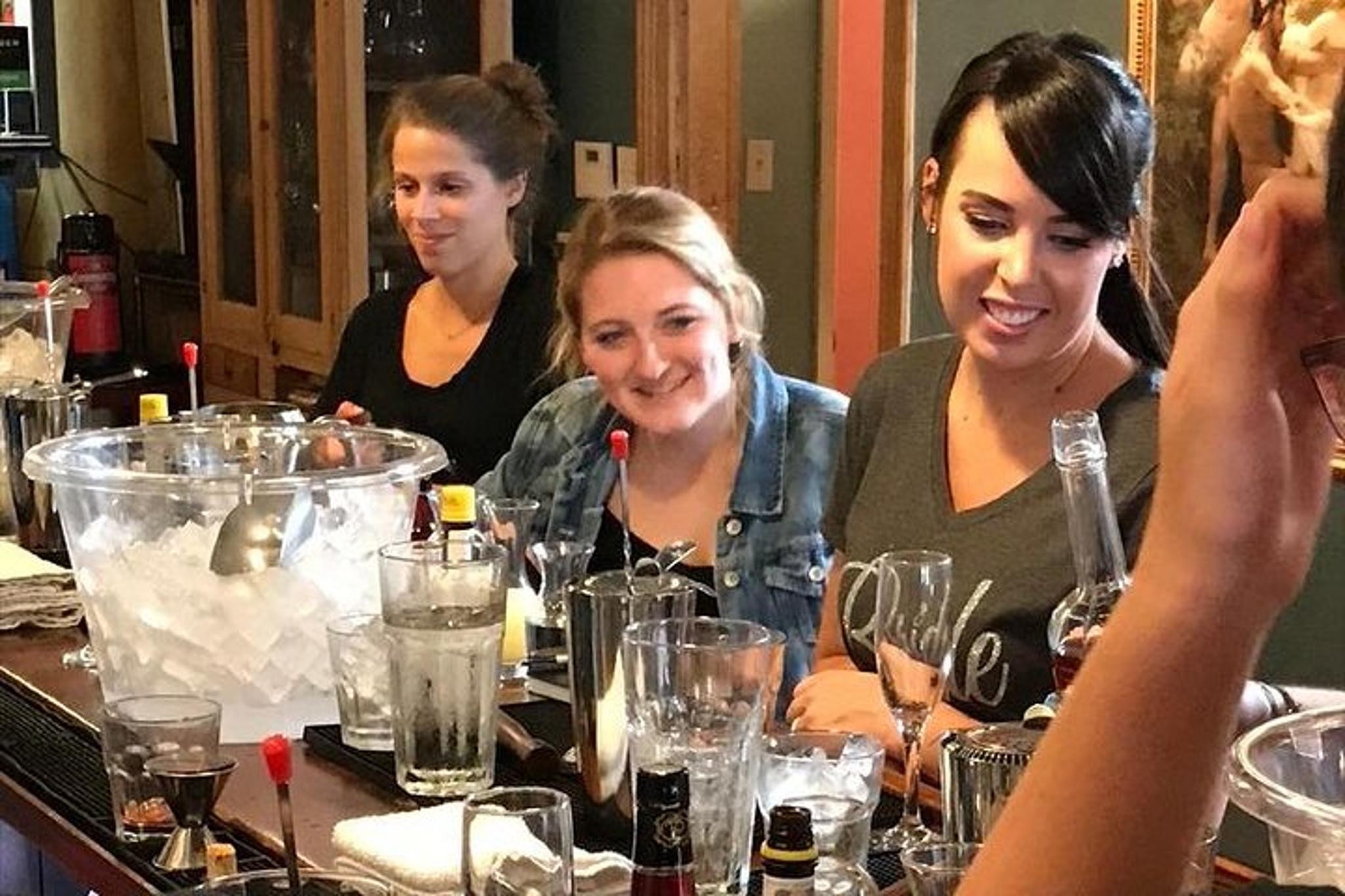 New Orleans Cocktail Class with Chris McMillian 90 min - Image 6