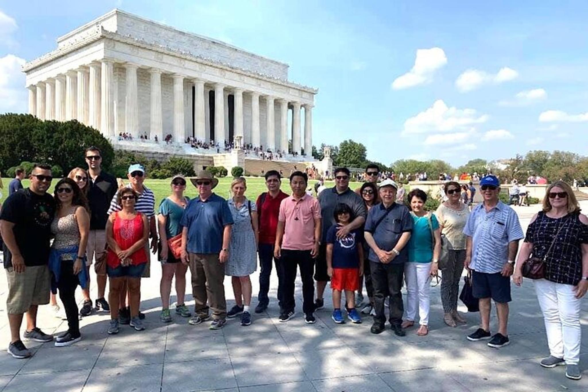 Washington DC National Mall Bus Tour with Arlington Cemetery Walk - Image 5
