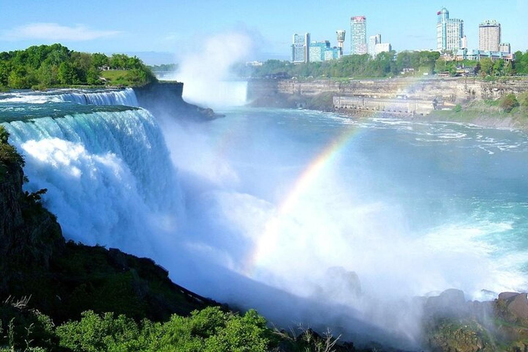 New York City Niagara Falls Tour by Air - Image 2